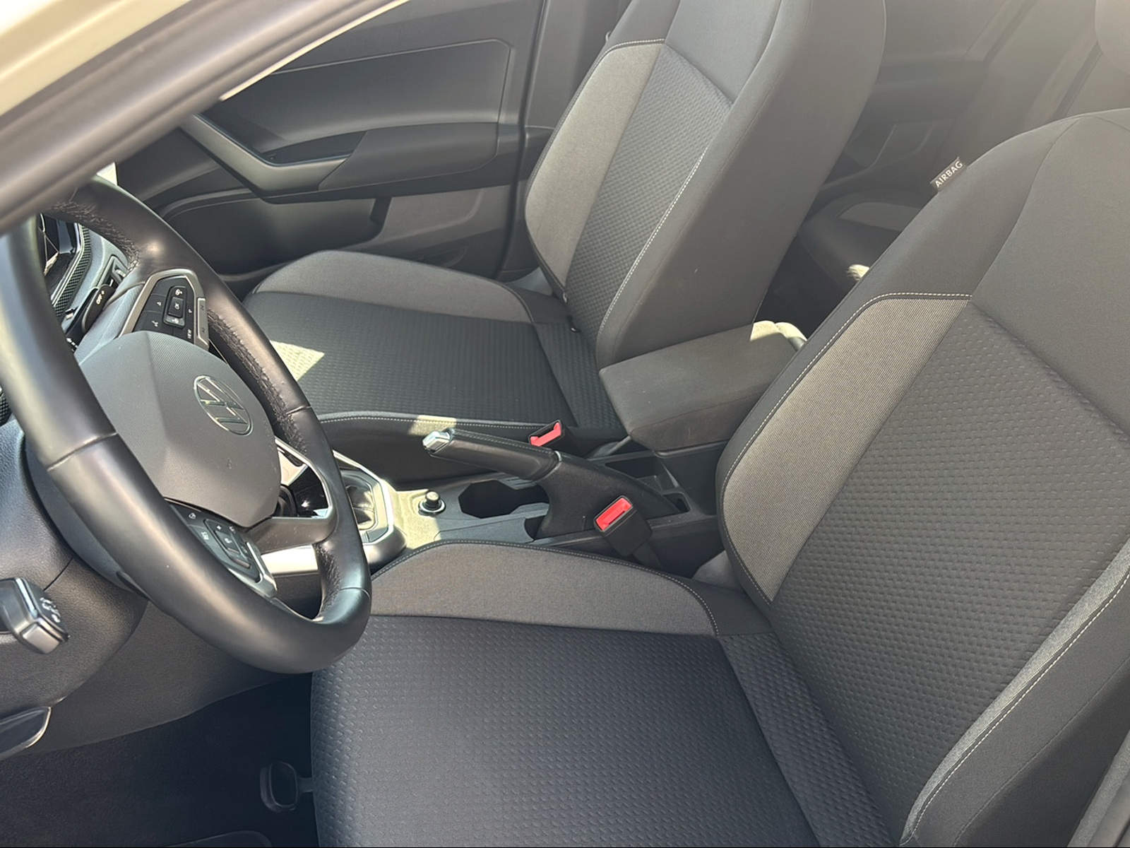 VW Taigo 1.0 TSI Life DSG-image-8