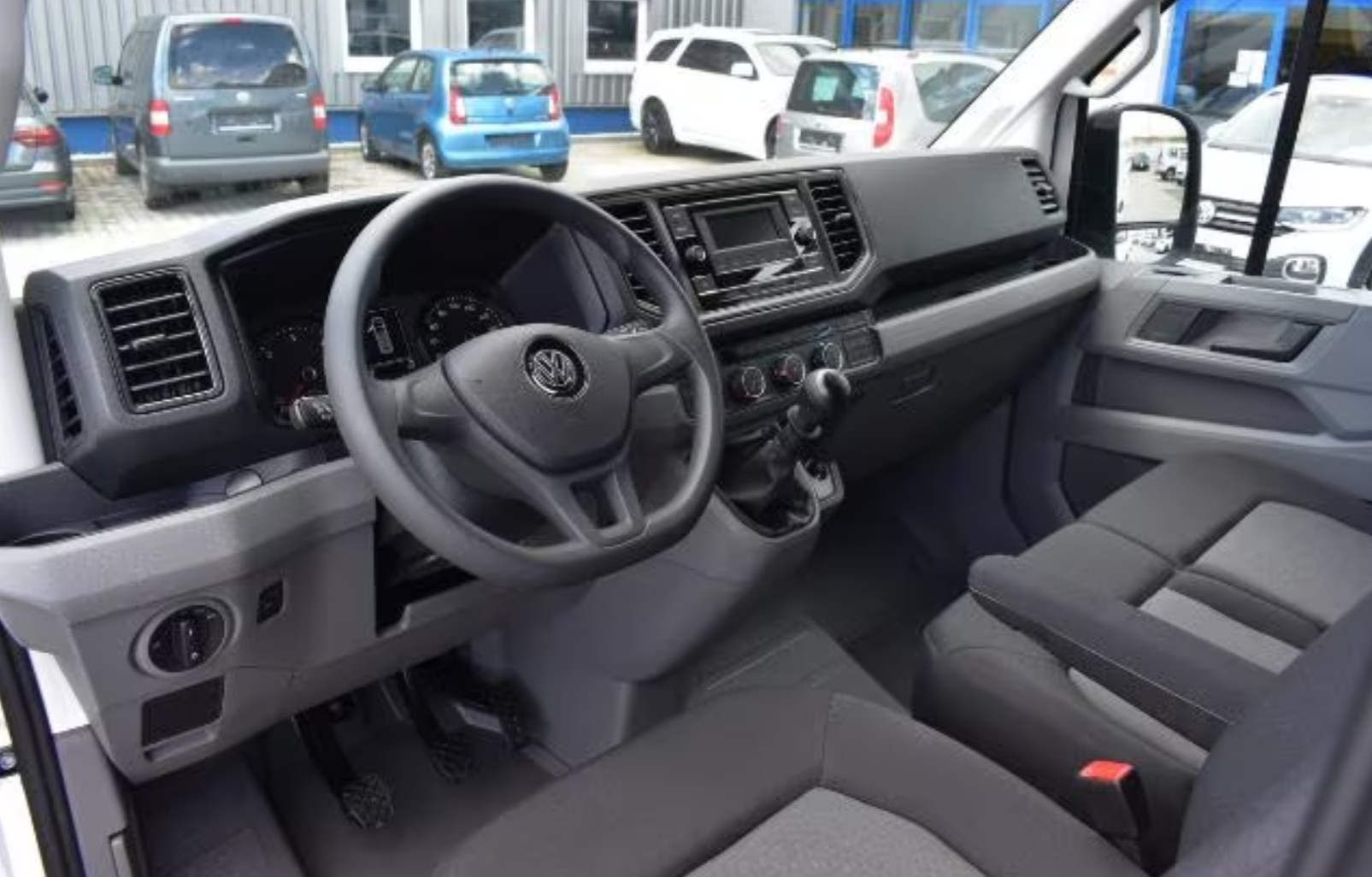 VW Crafter 30 2.0 TDI L3-image-5