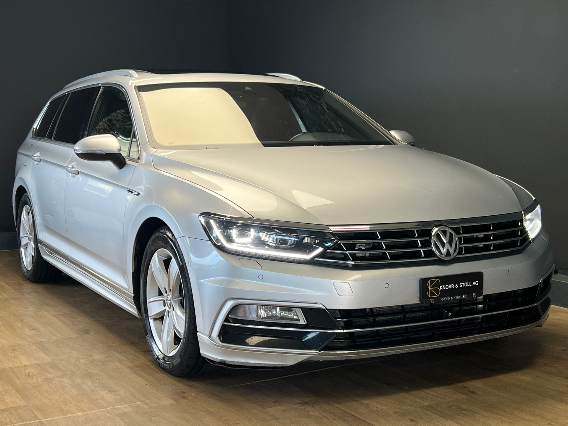 VW Passat Variant 2.0 TDI BMT R-Line High. DSG 4Motion