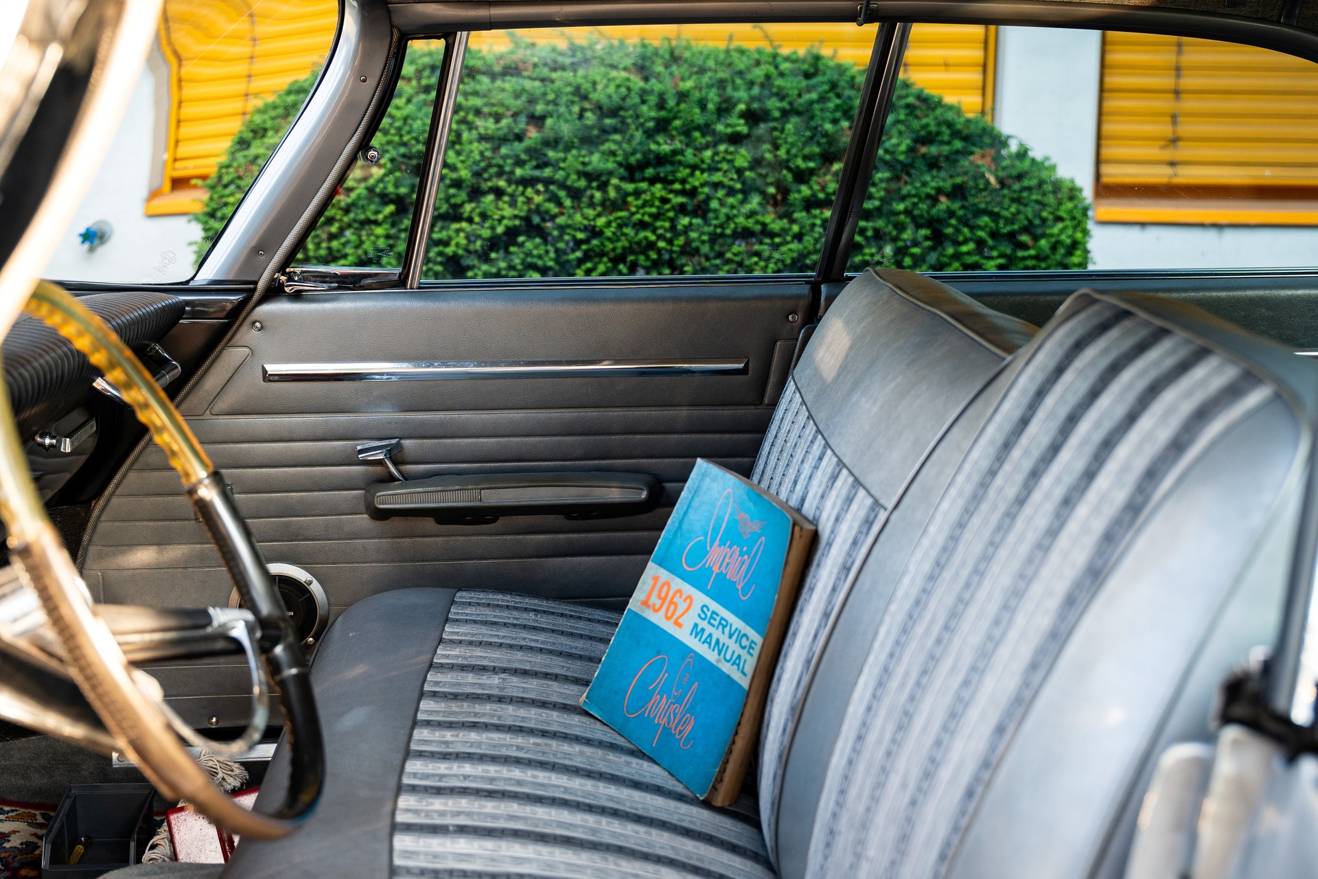CHRYSLER NEWPORT-image-8