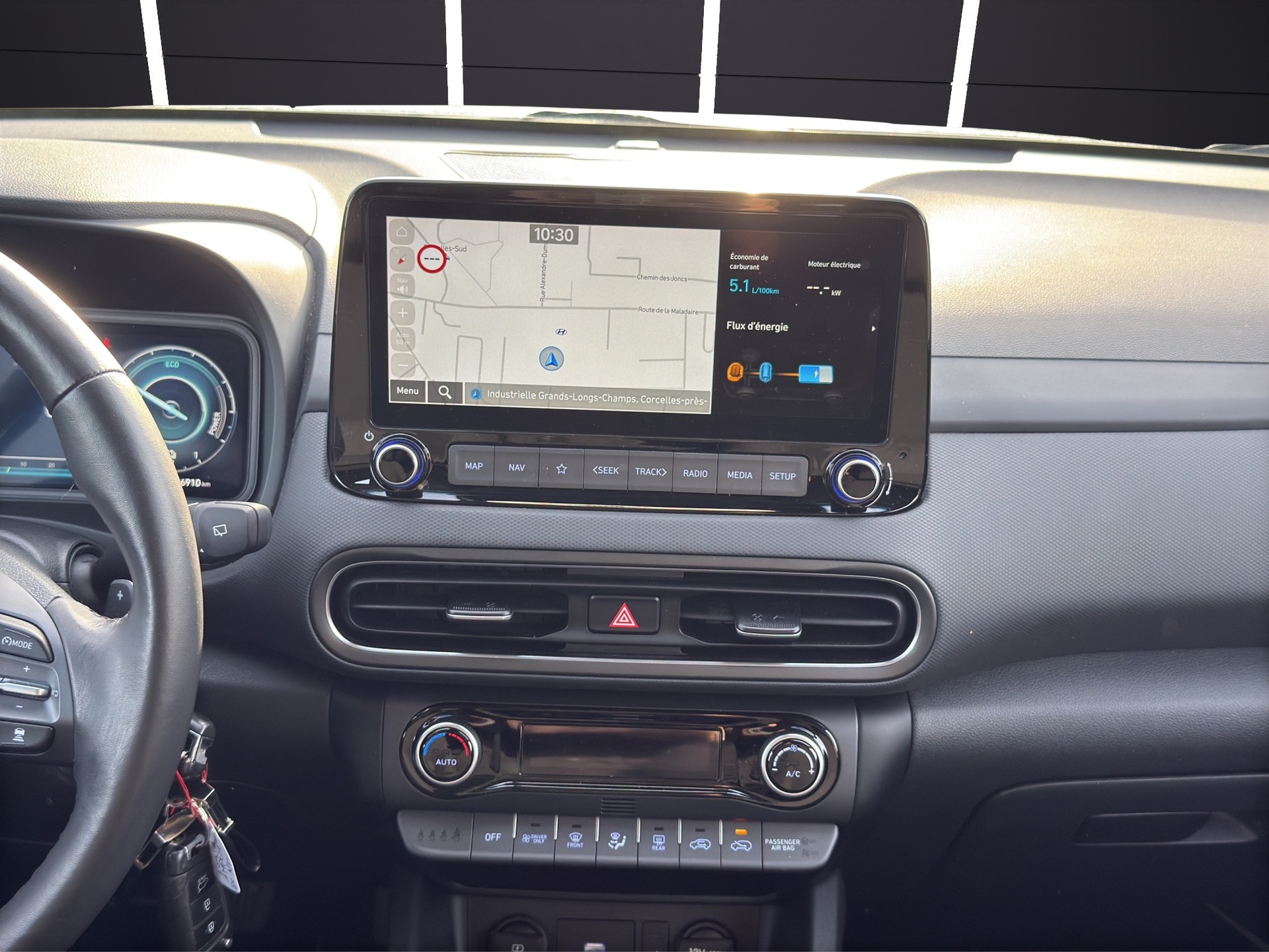 HYUNDAI Kona 1.6 GDi HEV Amplia DCT-image-10