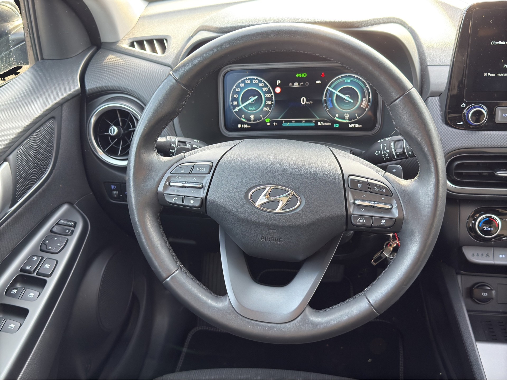 HYUNDAI Kona 1.6 GDi HEV Amplia DCT-image-9