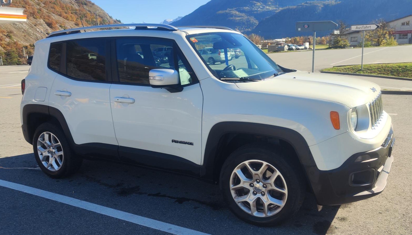 JEEP Renegade 2.0 CRD Limited AWD + Low Range 9ATX-image-0