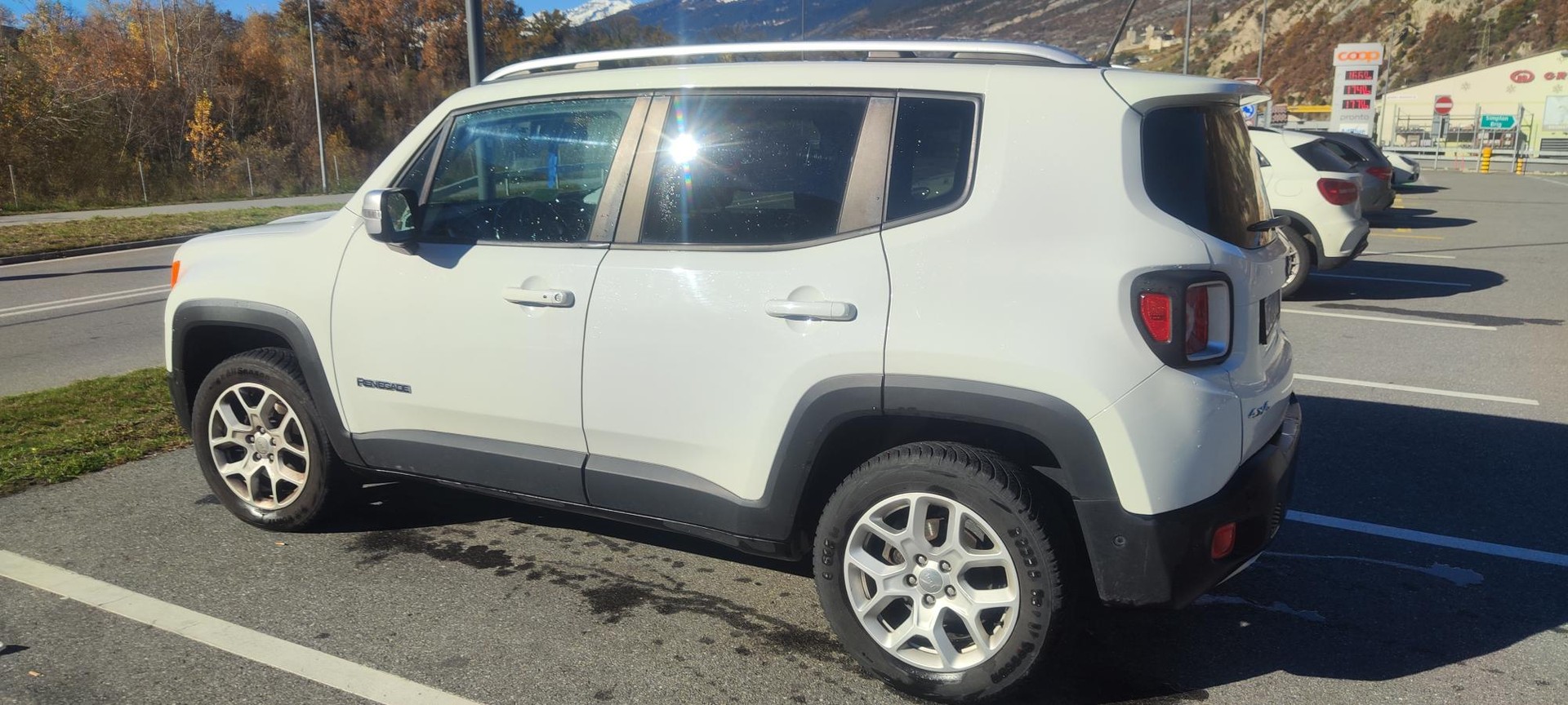 JEEP Renegade 2.0 CRD Limited AWD + Low Range 9ATX-image-2