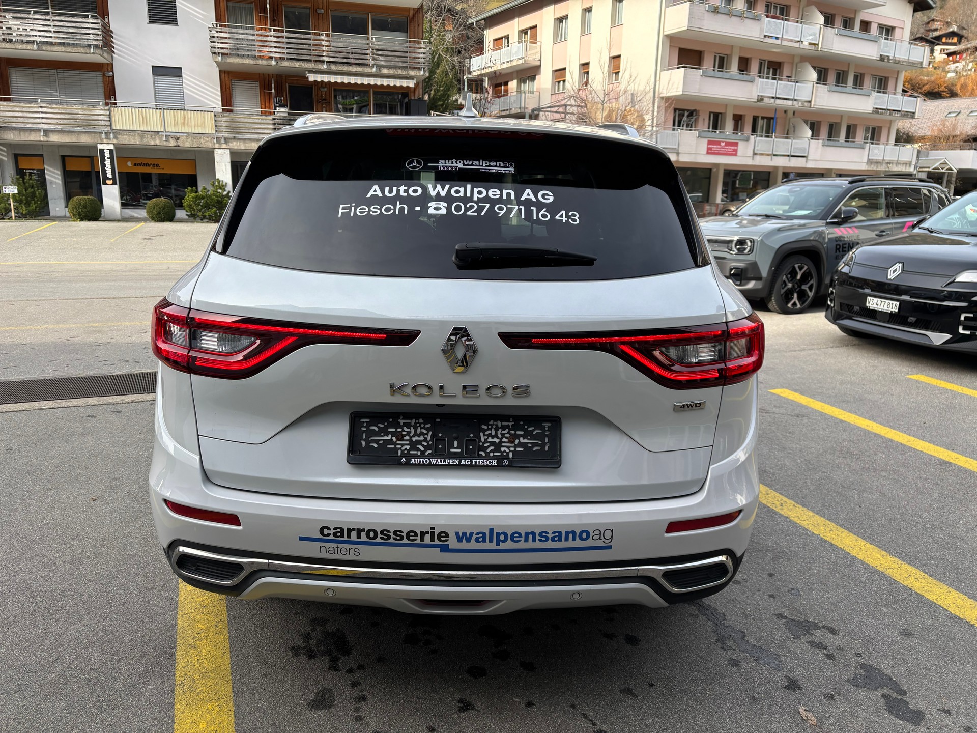 RENAULT Koleos 2.0 dCi Initiale 4WD-showroom-element-3