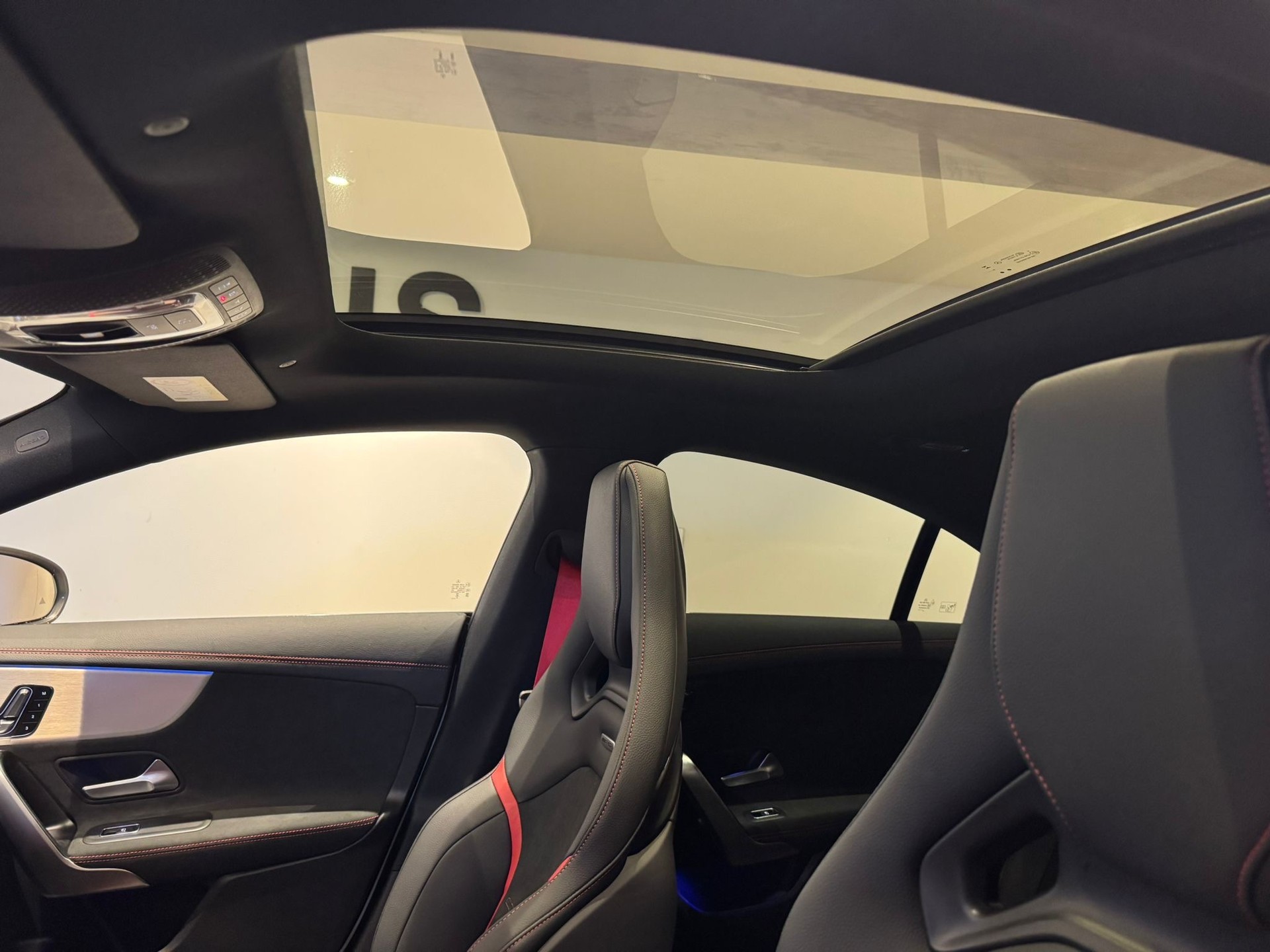 MERCEDES-BENZ CLA 35 AMG 4matic-image-14