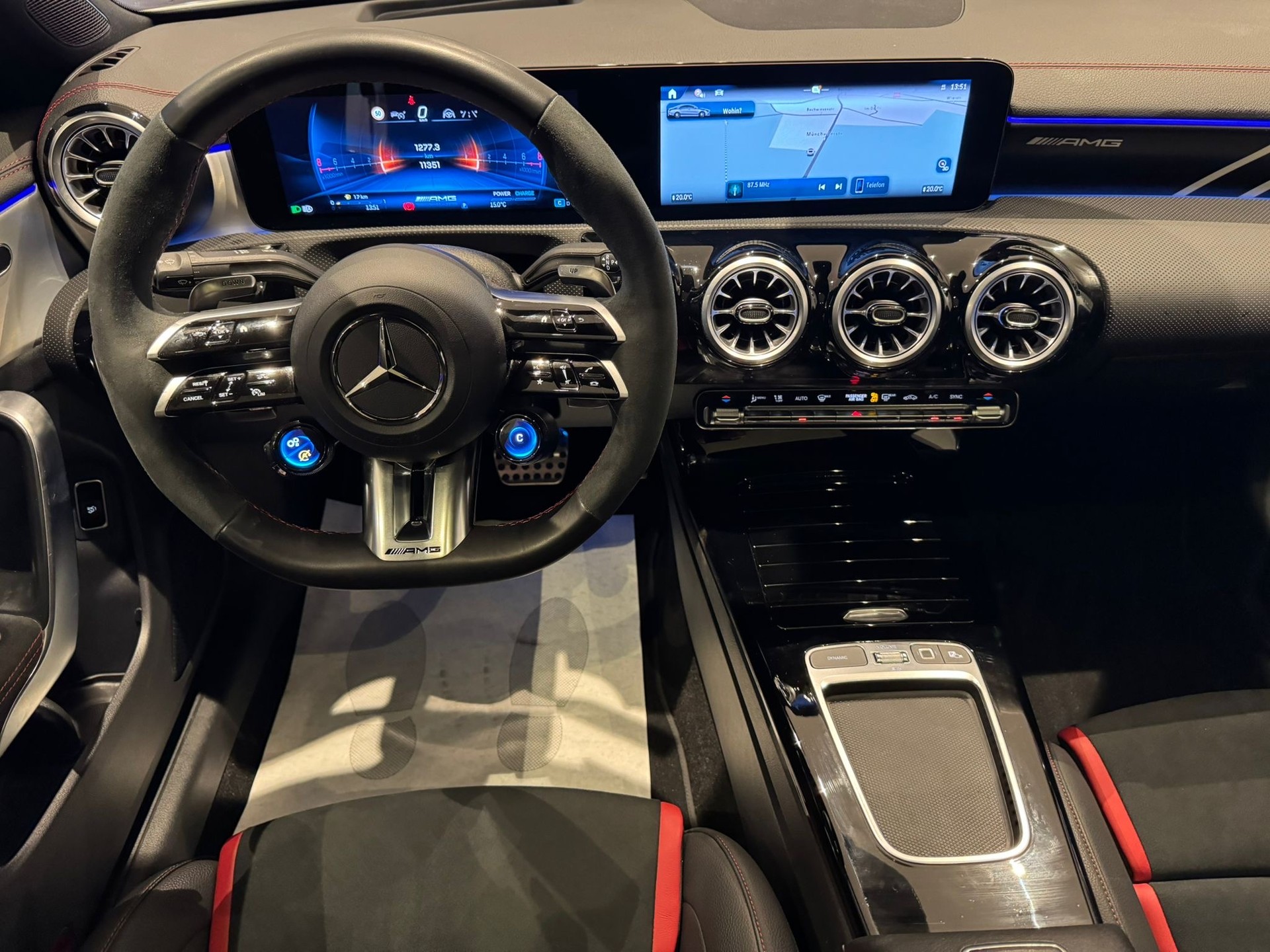 MERCEDES-BENZ CLA 35 AMG 4matic-image-19