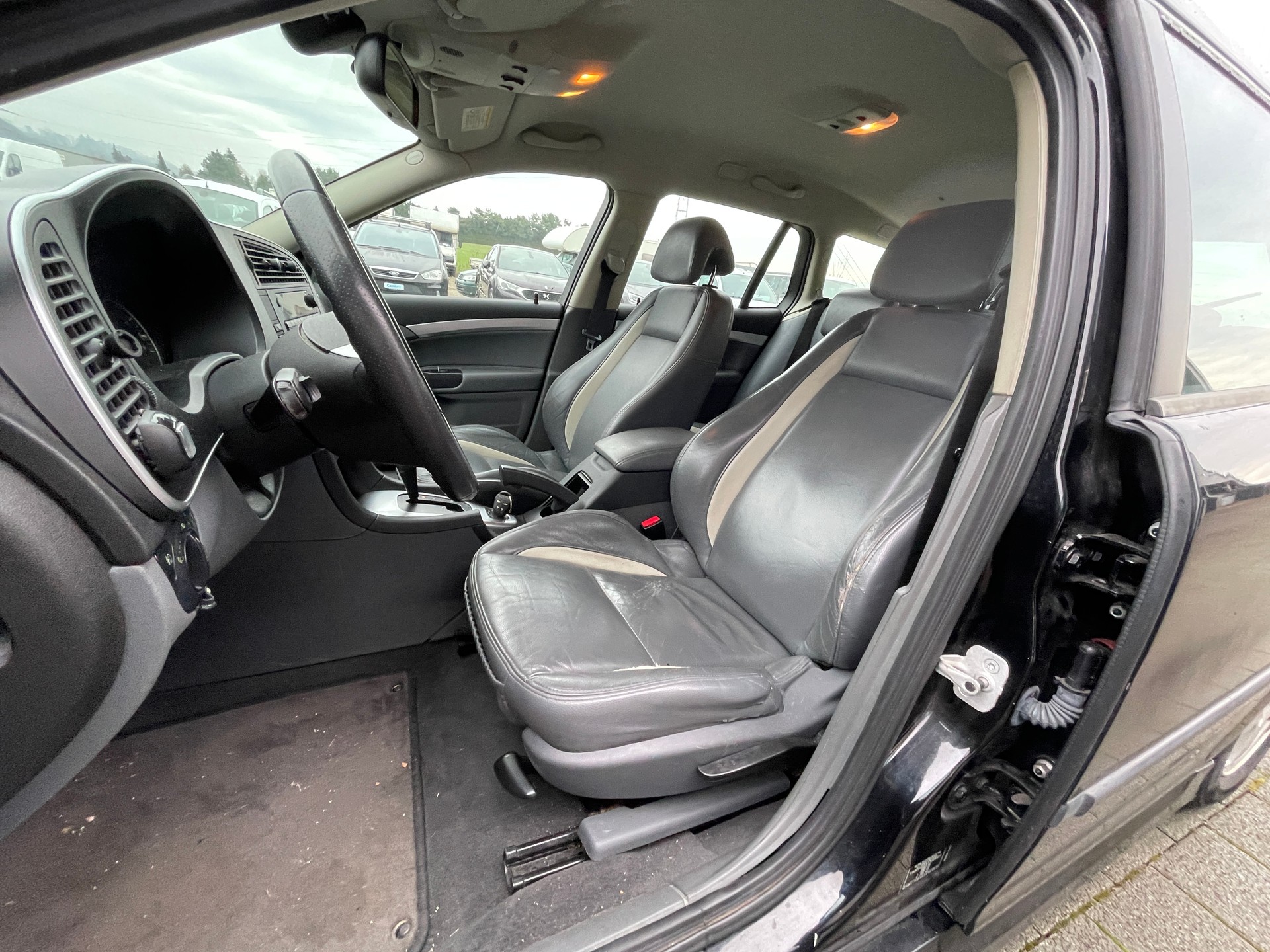 SAAB 9-3 2.0 (1.8t) Linear-image-10