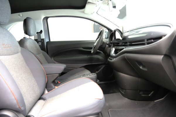 Image FIAT 500 500 C el 87 kW Cult Ed
