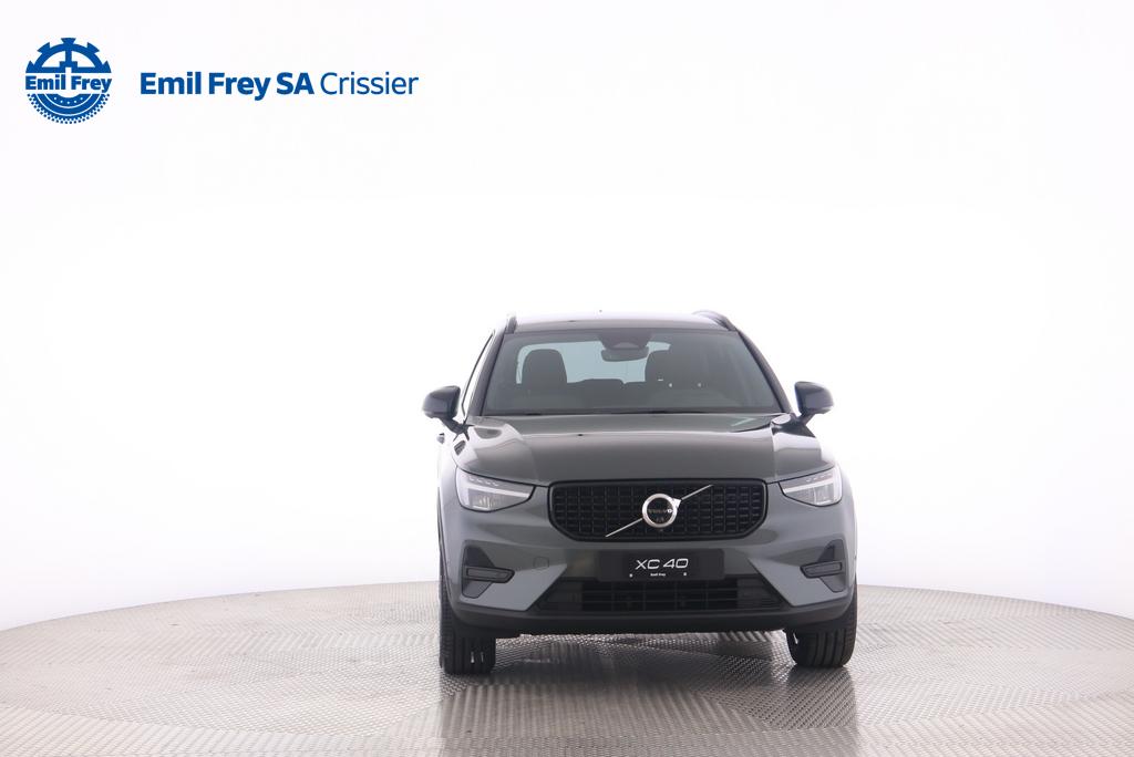 VOLVO XC40 2.0 B3 MH Plus Dark-image-0