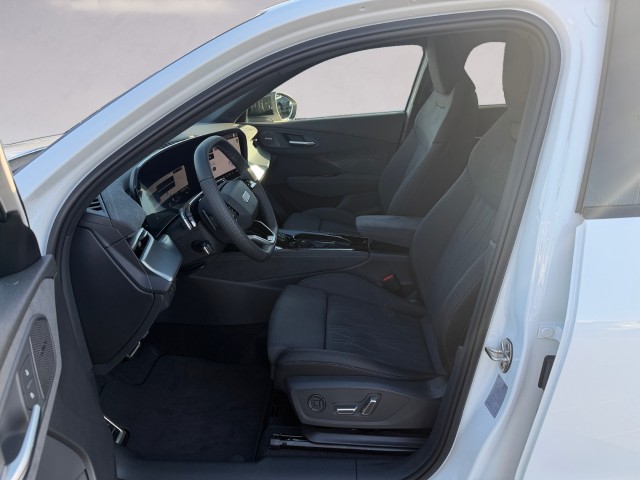 AUDI Q3 Sportback 110 kW TFSI S tronic-image-9