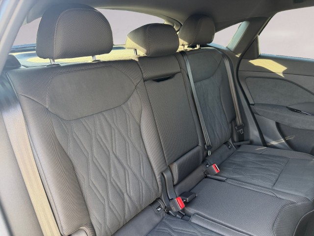 AUDI Q3 Sportback 110 kW TFSI S tronic-image-17