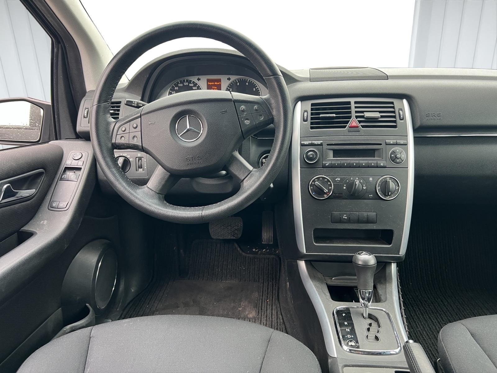 MERCEDES-BENZ B 150-image-6