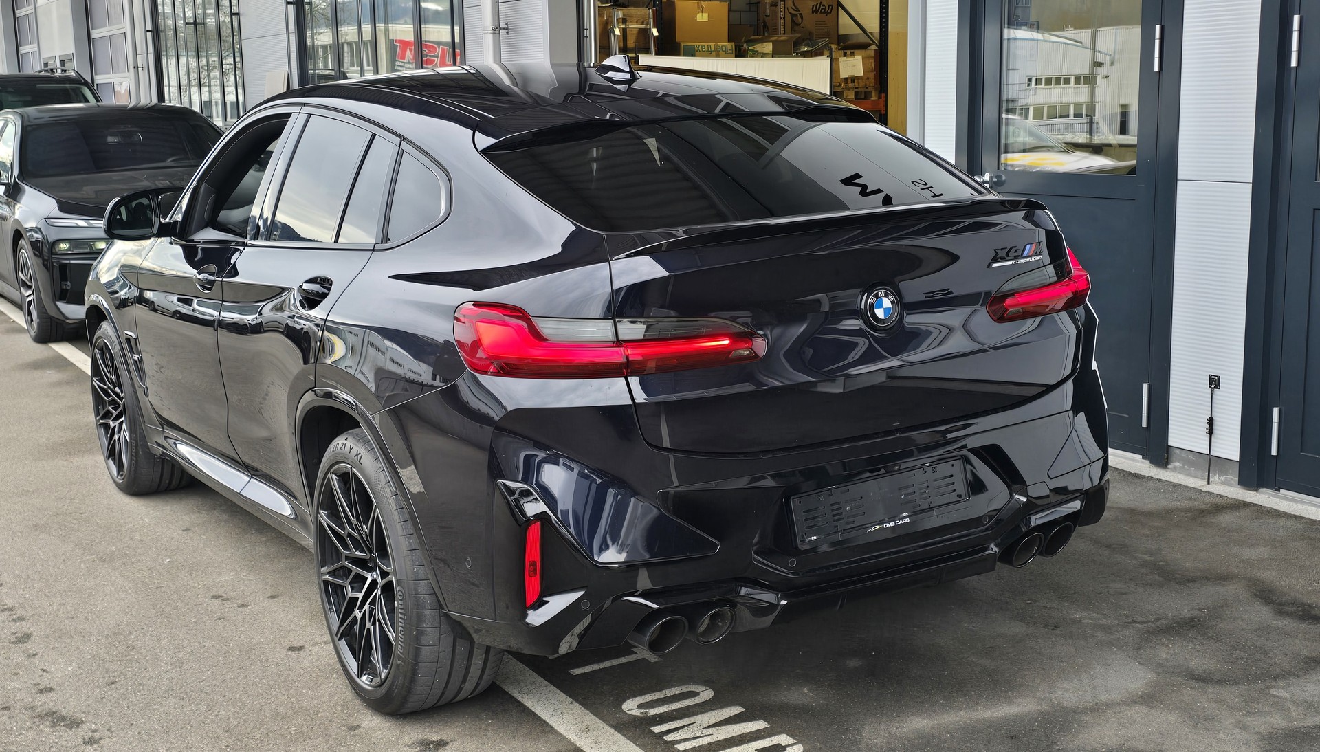 BMW X4M xDrive M Competition Steptronic-image-4
