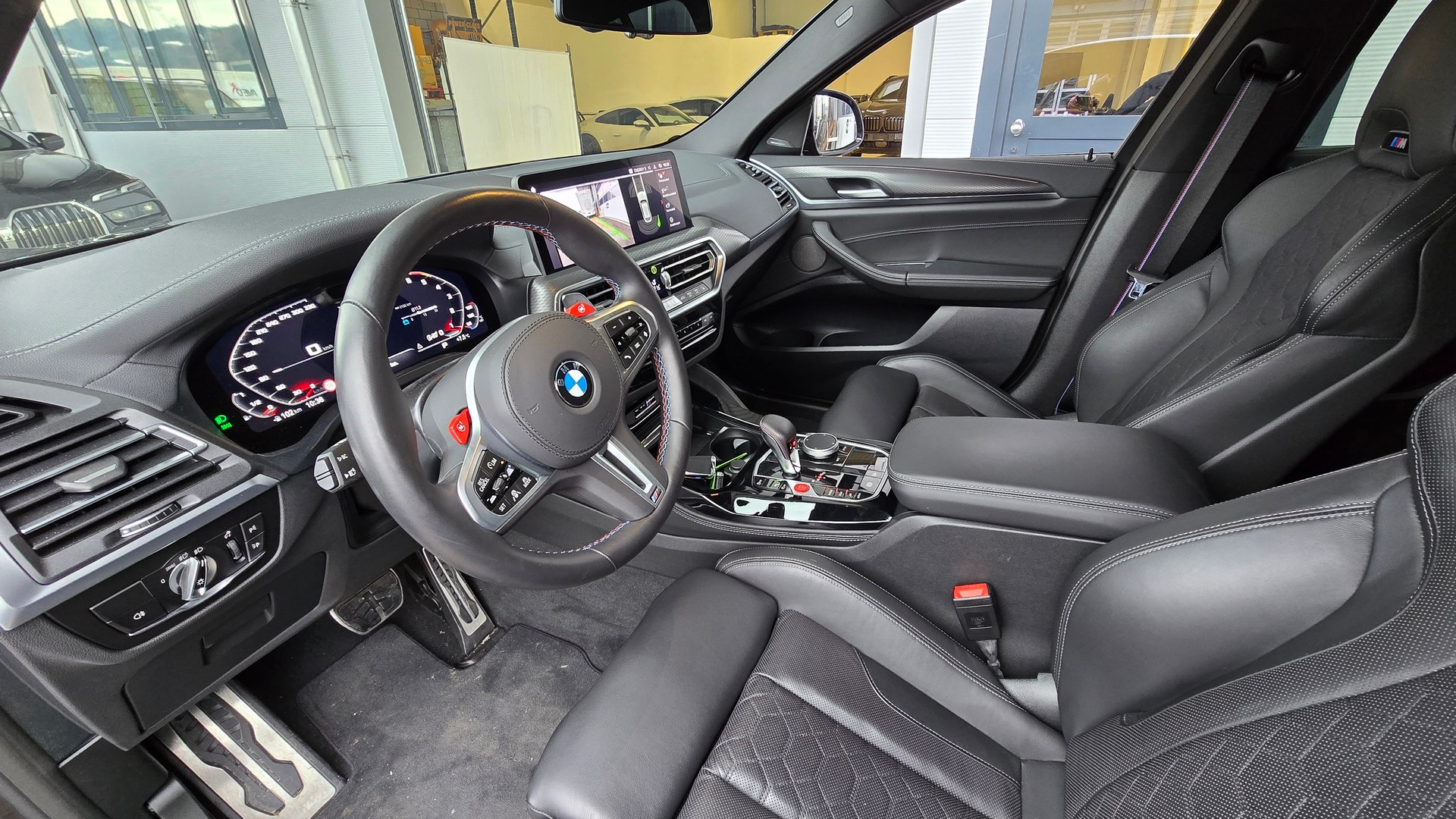 BMW X4M xDrive M Competition Steptronic-image-10