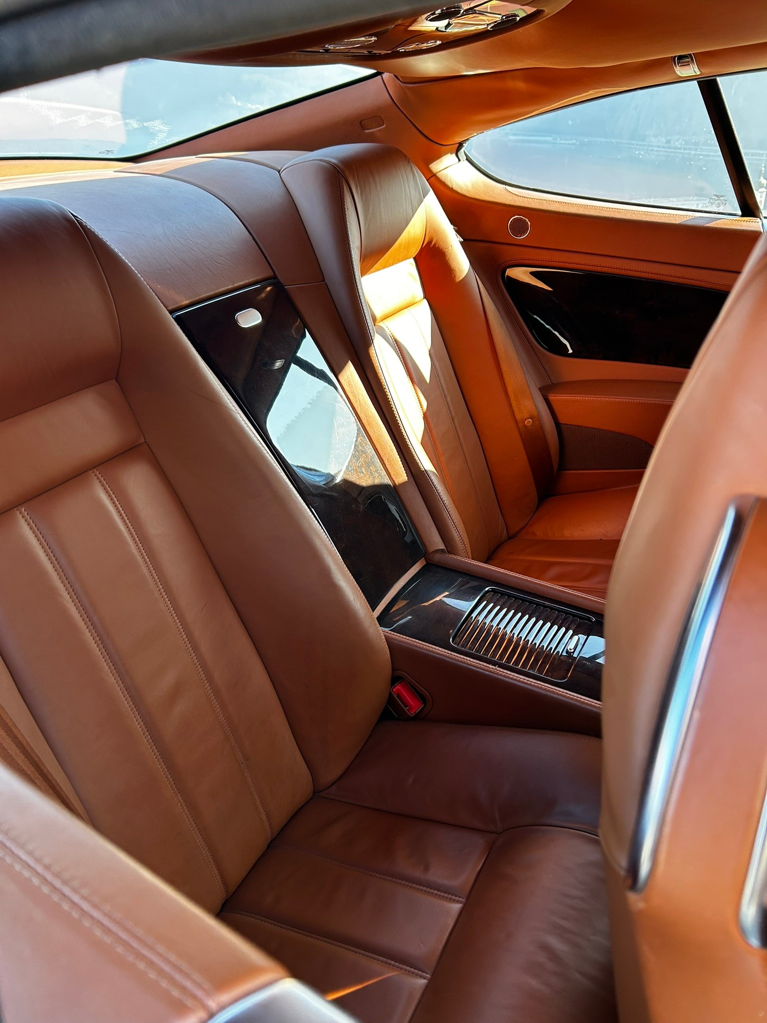 BENTLEY Continental GT 6.0-image-14