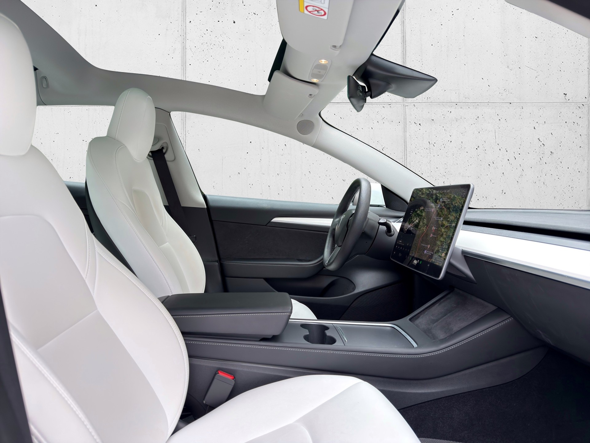 TESLA Model 3 Long Range Dual Motor AWD-image-16