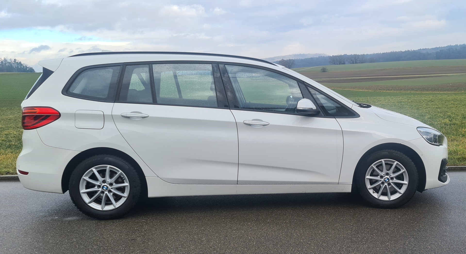 BMW 216d Gran Tourer DKG Fleet Edition-image-6