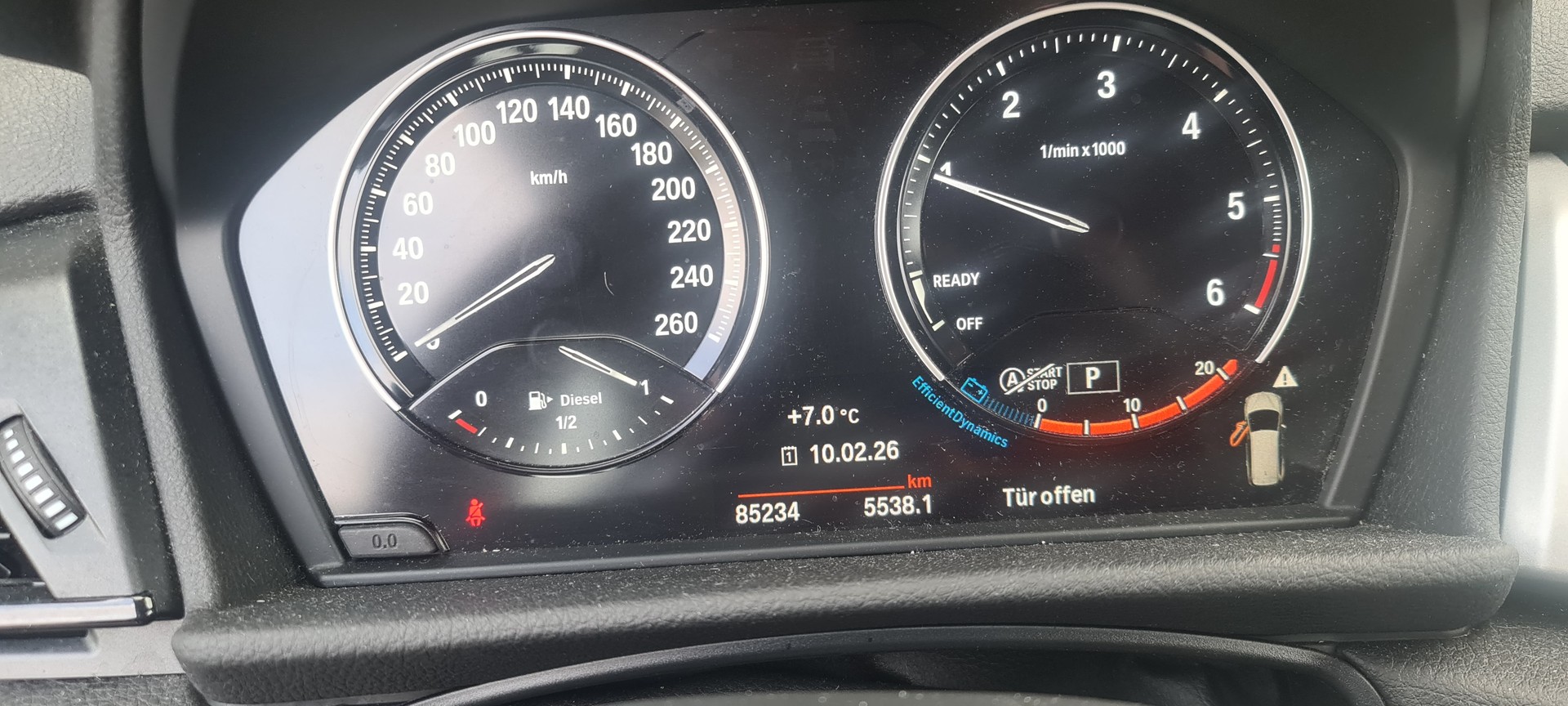 BMW 216d Gran Tourer DKG Fleet Edition-image-8
