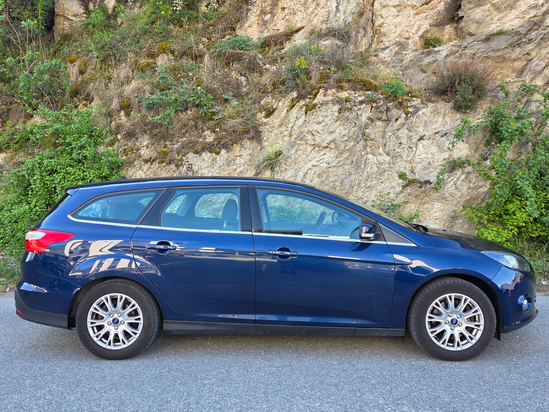 FORD Focus 1.6 SCTi Titanium-image-4