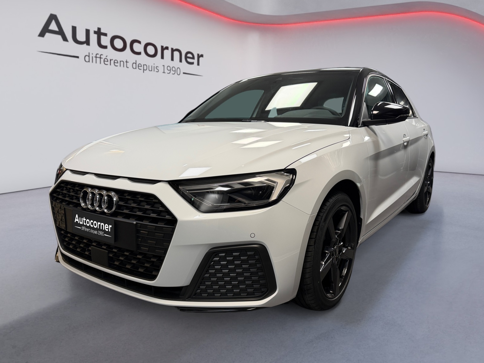 AUDI A1 Sportback 30 TFSI Attraction S-tronic-image-1