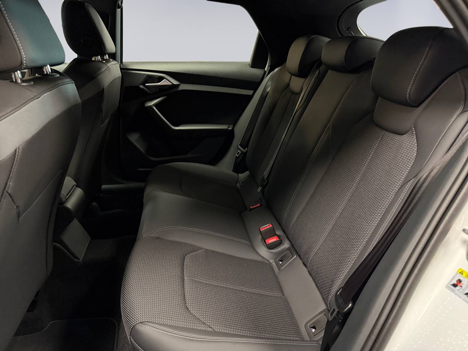 AUDI A1 Sportback 30 TFSI Attraction S-tronic-image-10