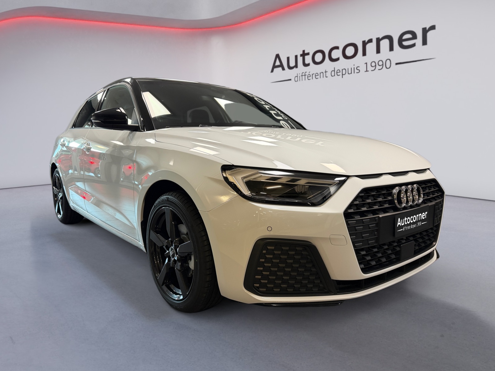 AUDI A1 Sportback 30 TFSI Attraction S-tronic-image-0