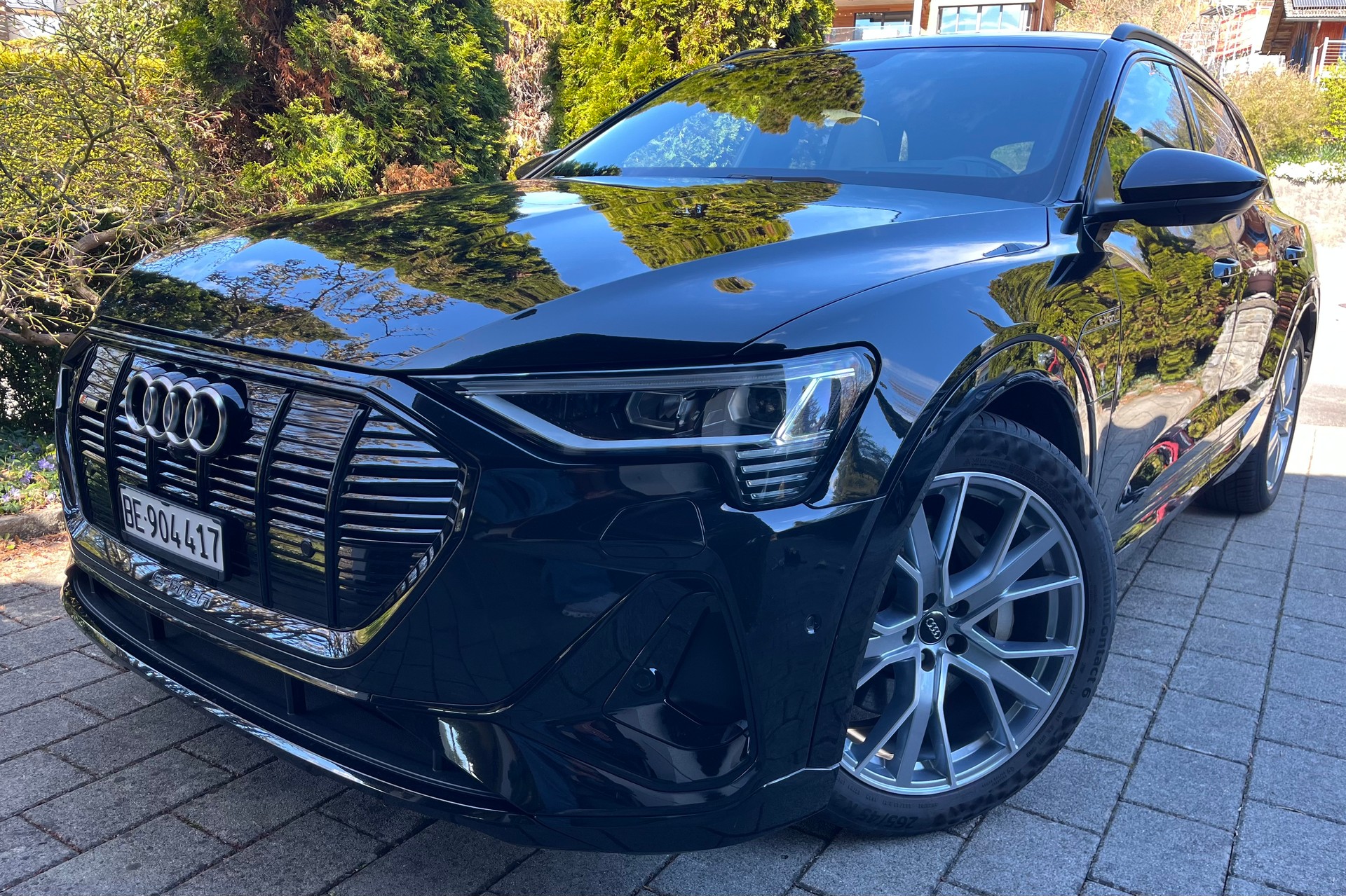 AUDI e-tron 55 S Line quattro-image-0