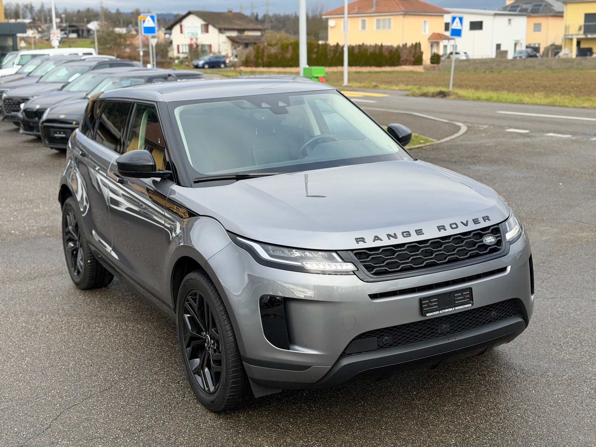LAND ROVER Range Rover Evoque R-Dynamic P 200 AT9-image-13