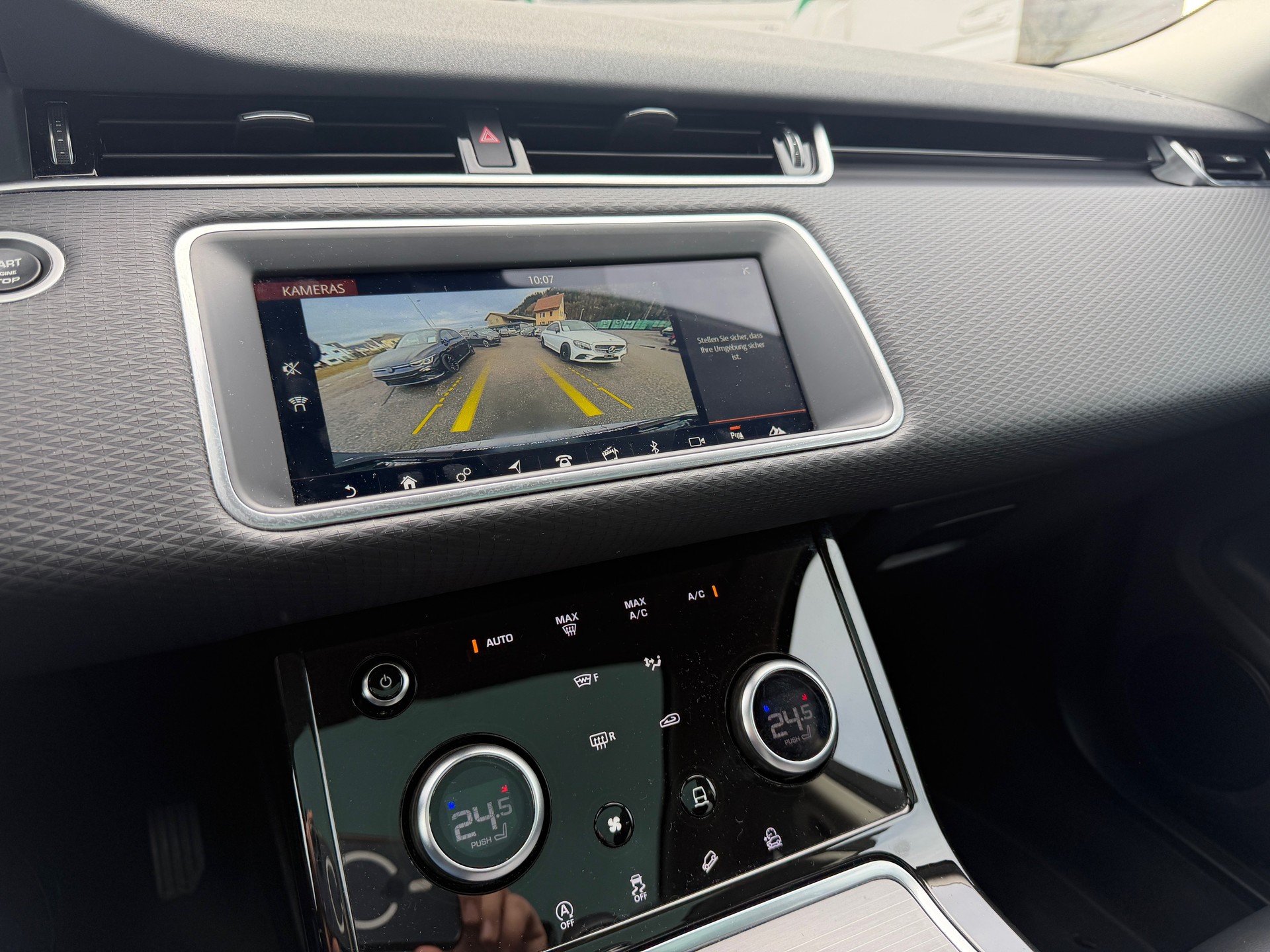 LAND ROVER Range Rover Evoque R-Dynamic P 200 AT9-image-8