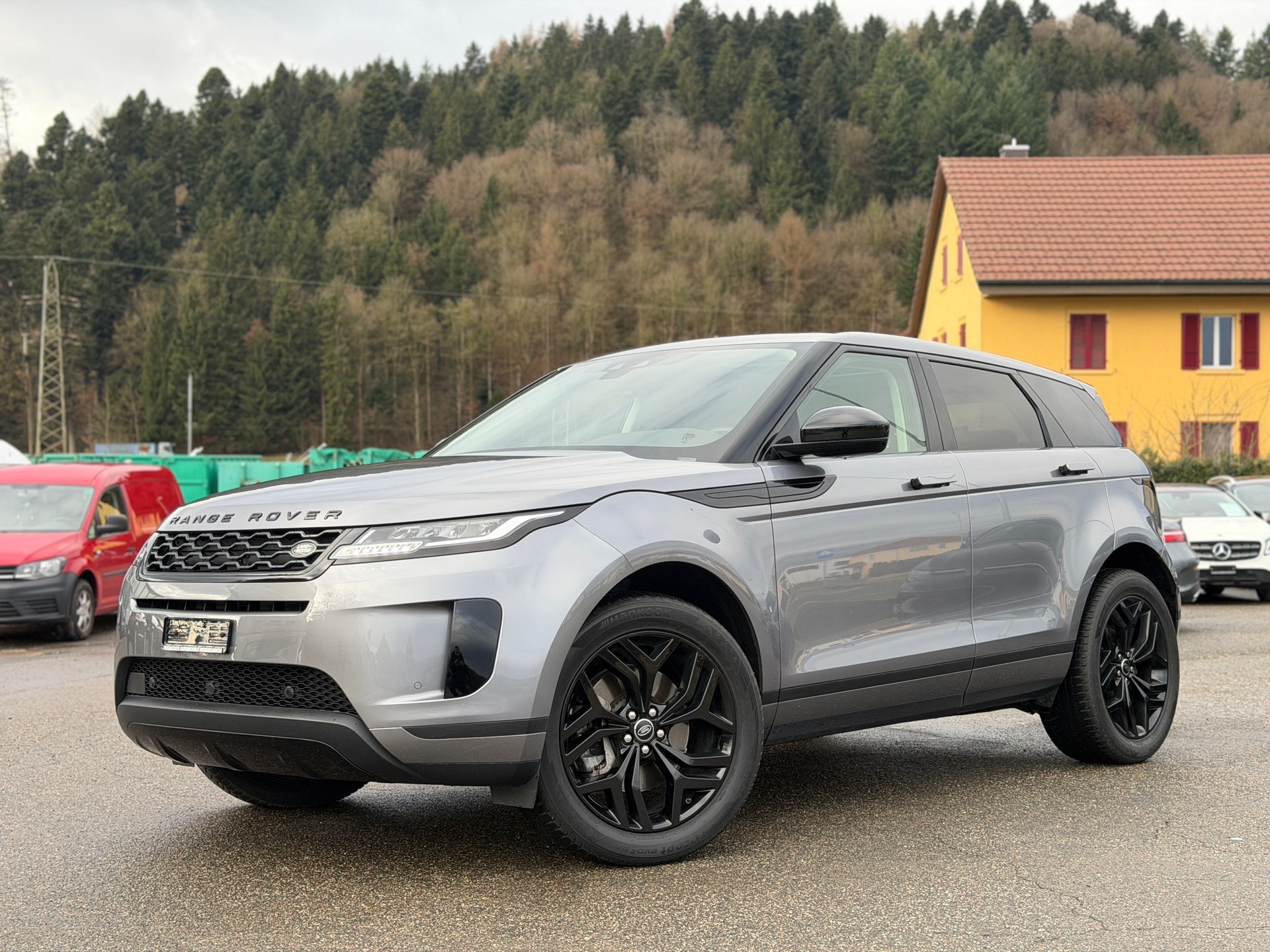 LAND ROVER Range Rover Evoque R-Dynamic P 200 AT9-image-0
