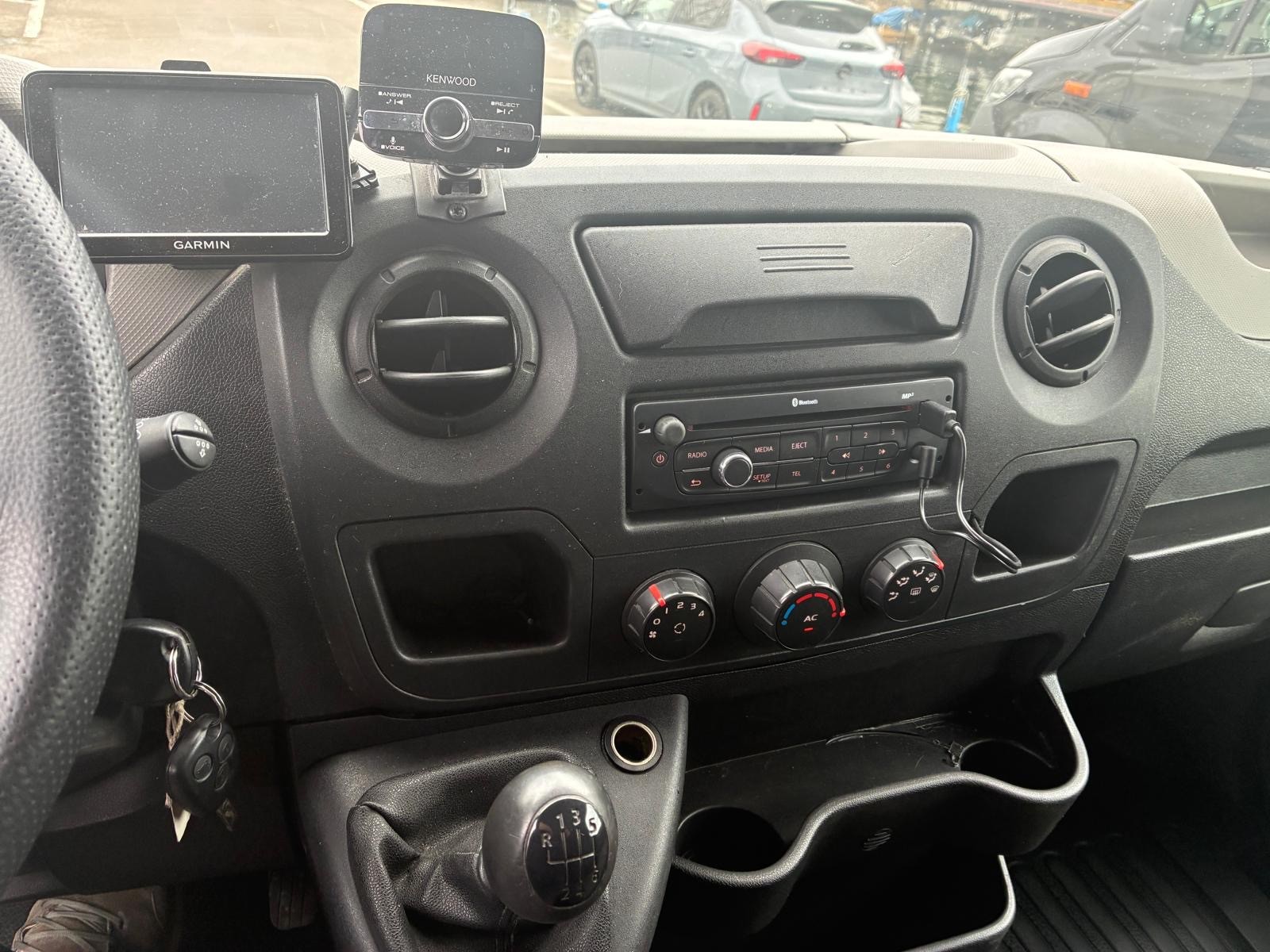 RENAULT Master P35 2.3 Blue dCi 165 L3H1-image-8