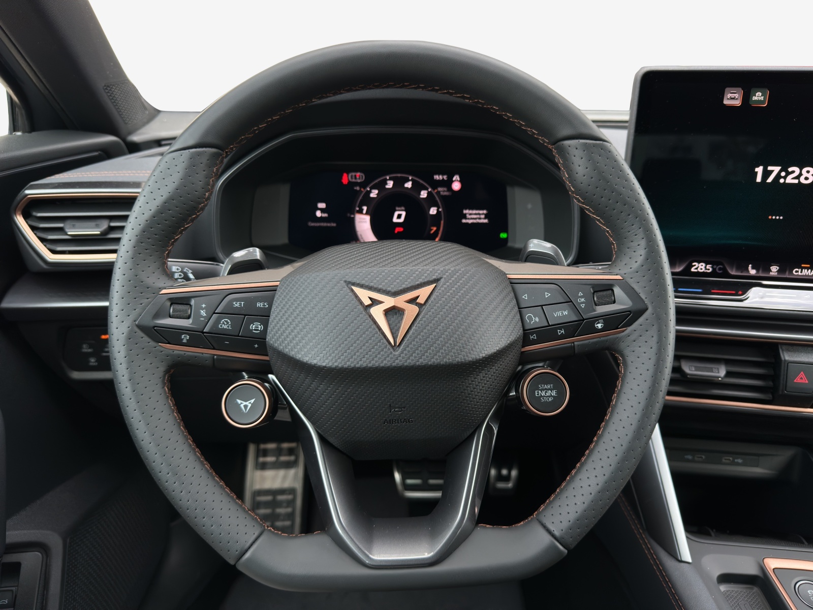 CUPRA Formentor 2.0TSI Black Symphony 4Drive DSG-image-9