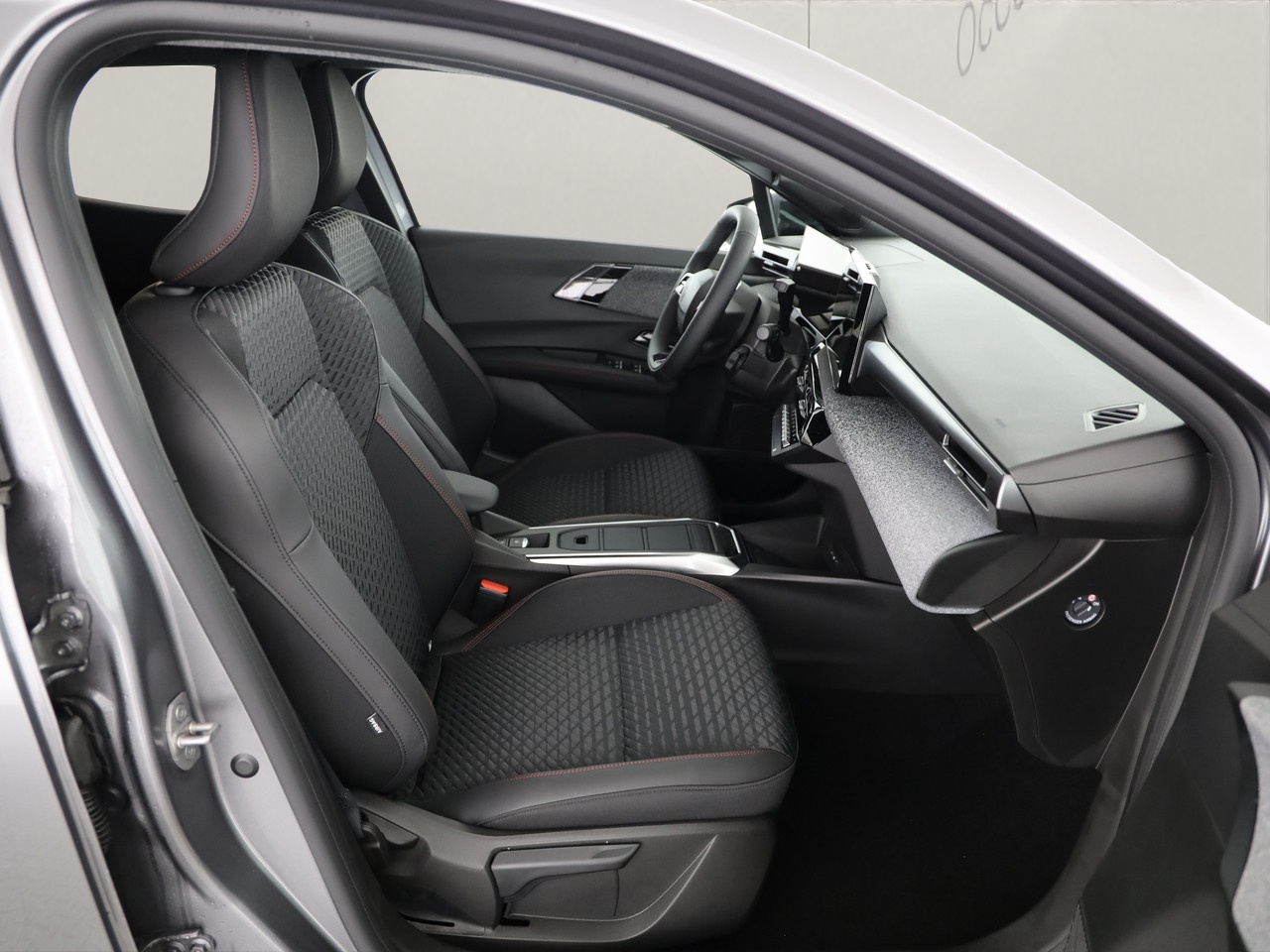 RENAULT Clio 1.8 E-Tech techno-image-6