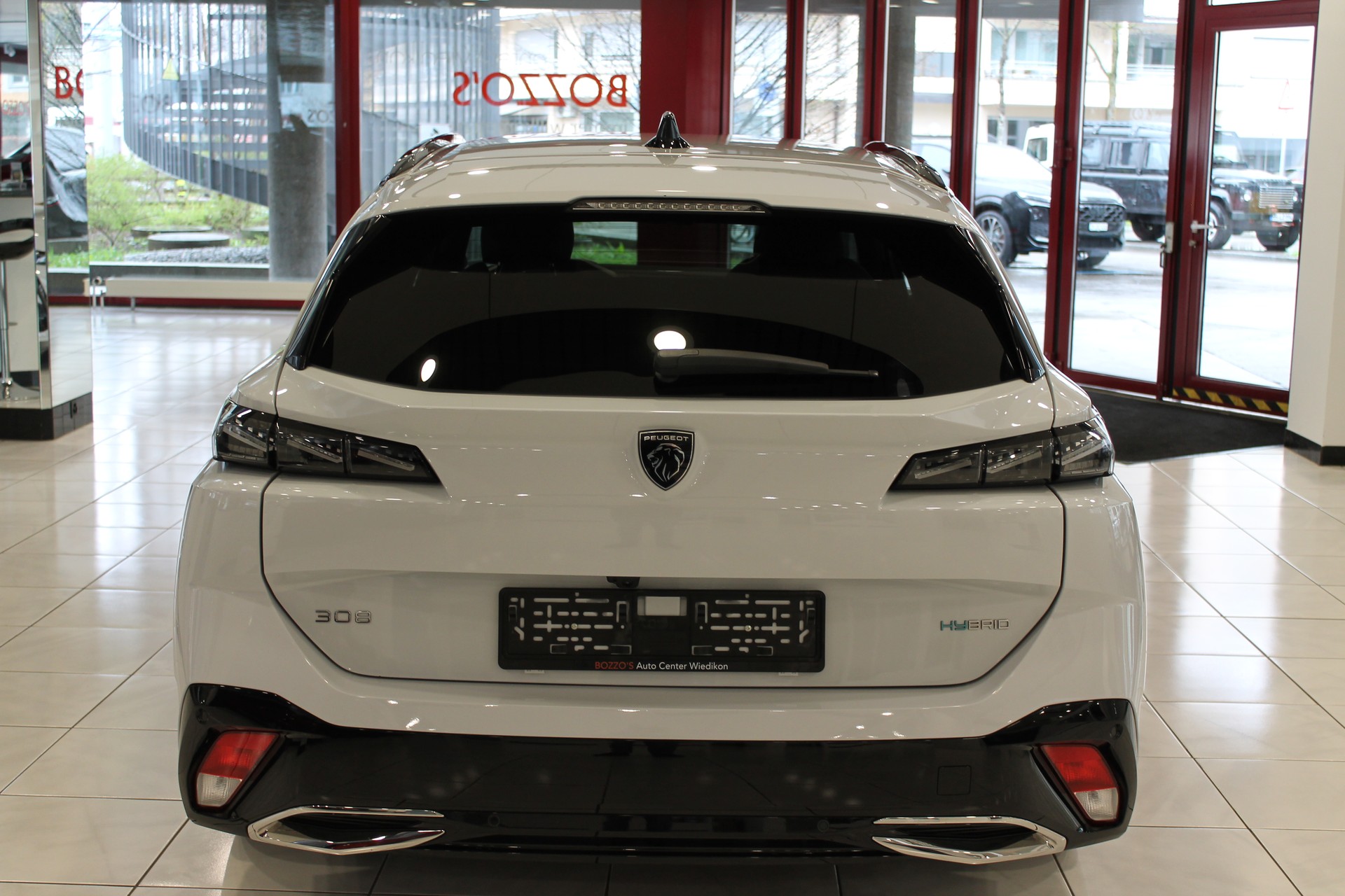 PEUGEOT 308 SW 1.6 PHEV 180 GT-showroom-element-2