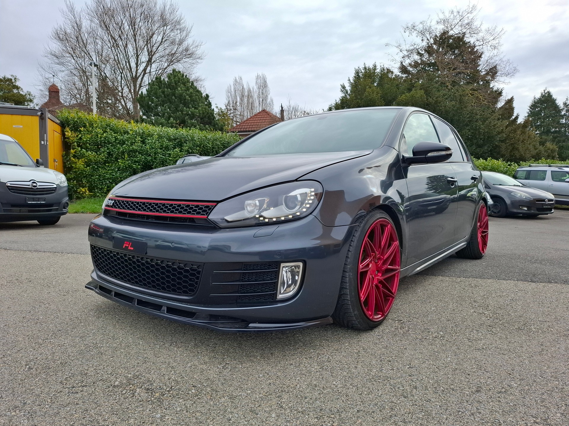 VW Golf 2.0 TSI GTI-image-0