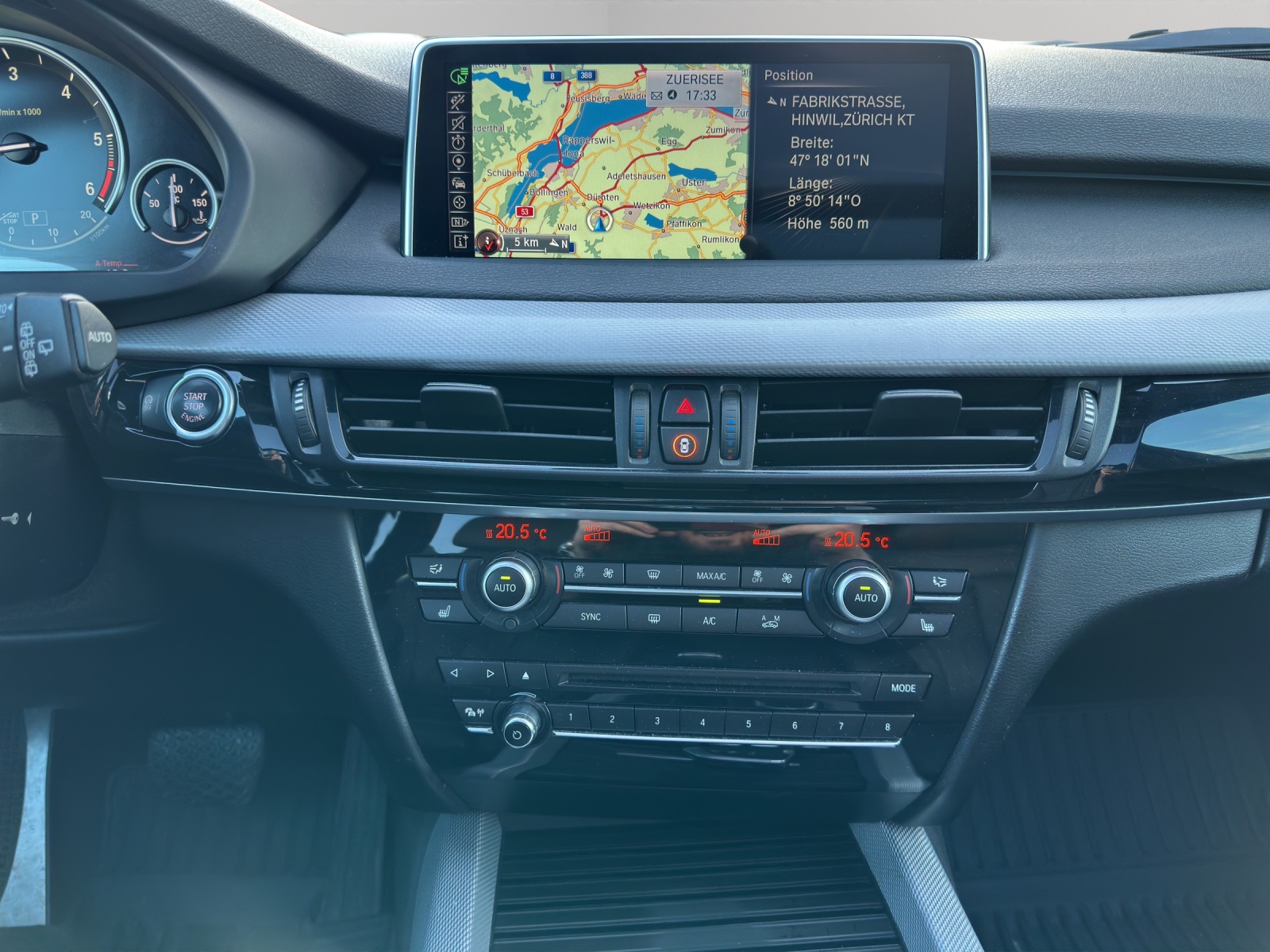 BMW X5 xDrive M50d Steptronic-image-15