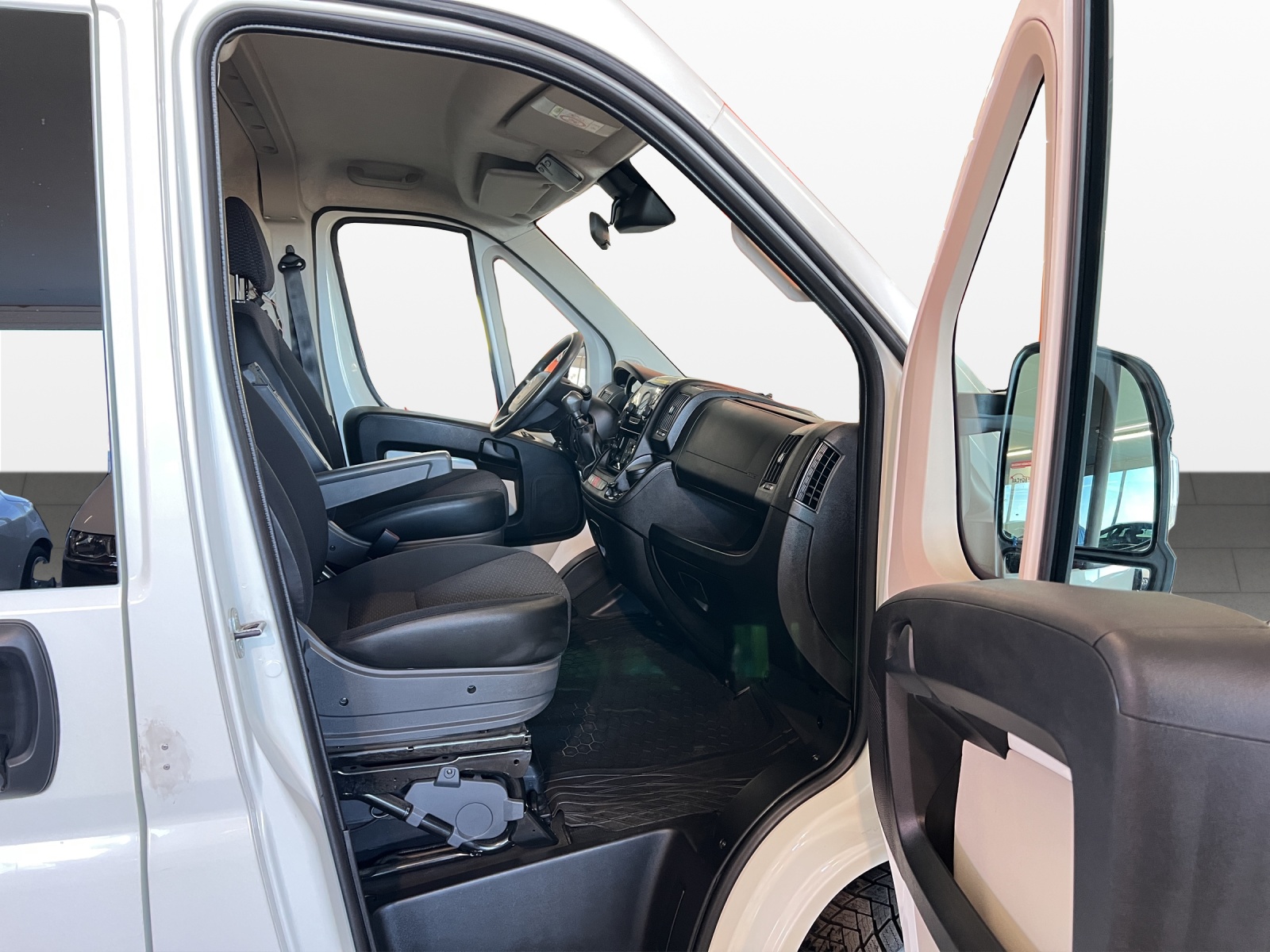 CITROEN Jumper 2.2 HDi 33 L2H2-image-6