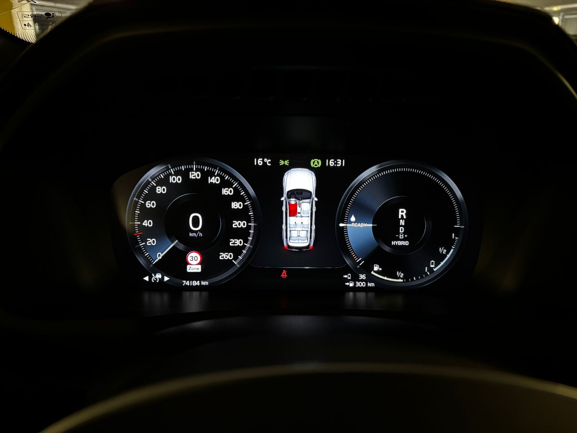 VOLVO XC90 T8 eAWD PluginHybrid R-Design Geartronic-image-2