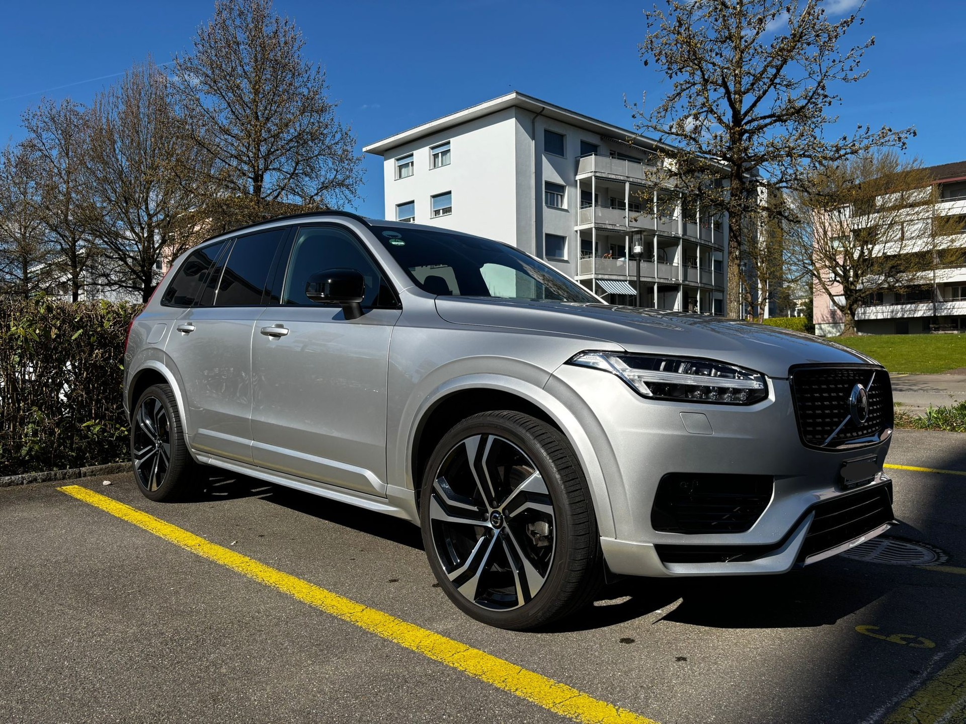 VOLVO XC90 T8 eAWD PluginHybrid R-Design Geartronic-image-5