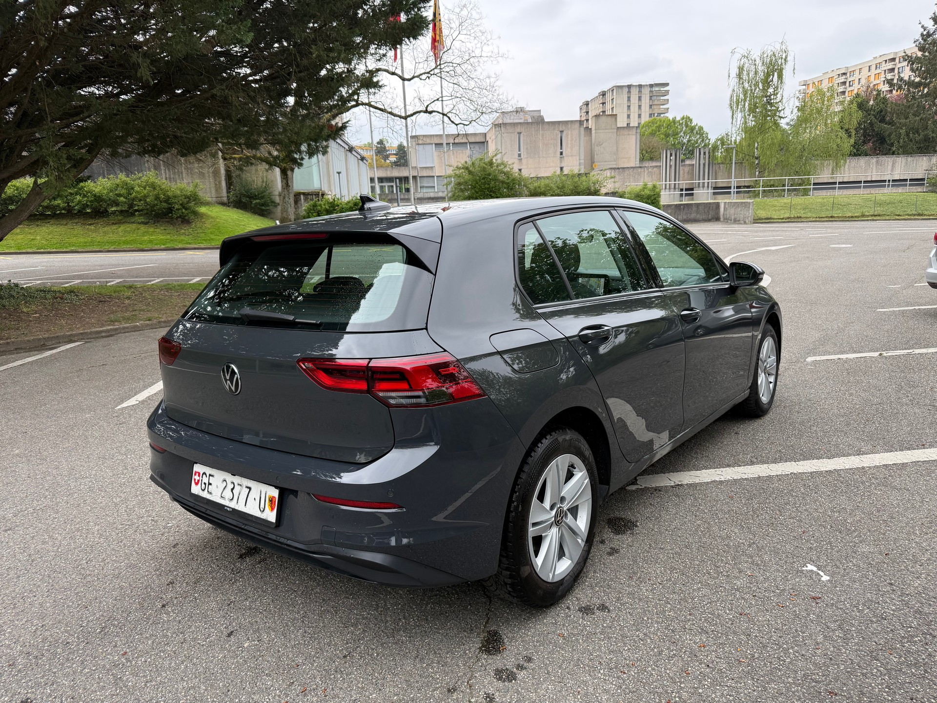 VW Golf 1.0 eTSI mHEV ACTLife DSG-image-4