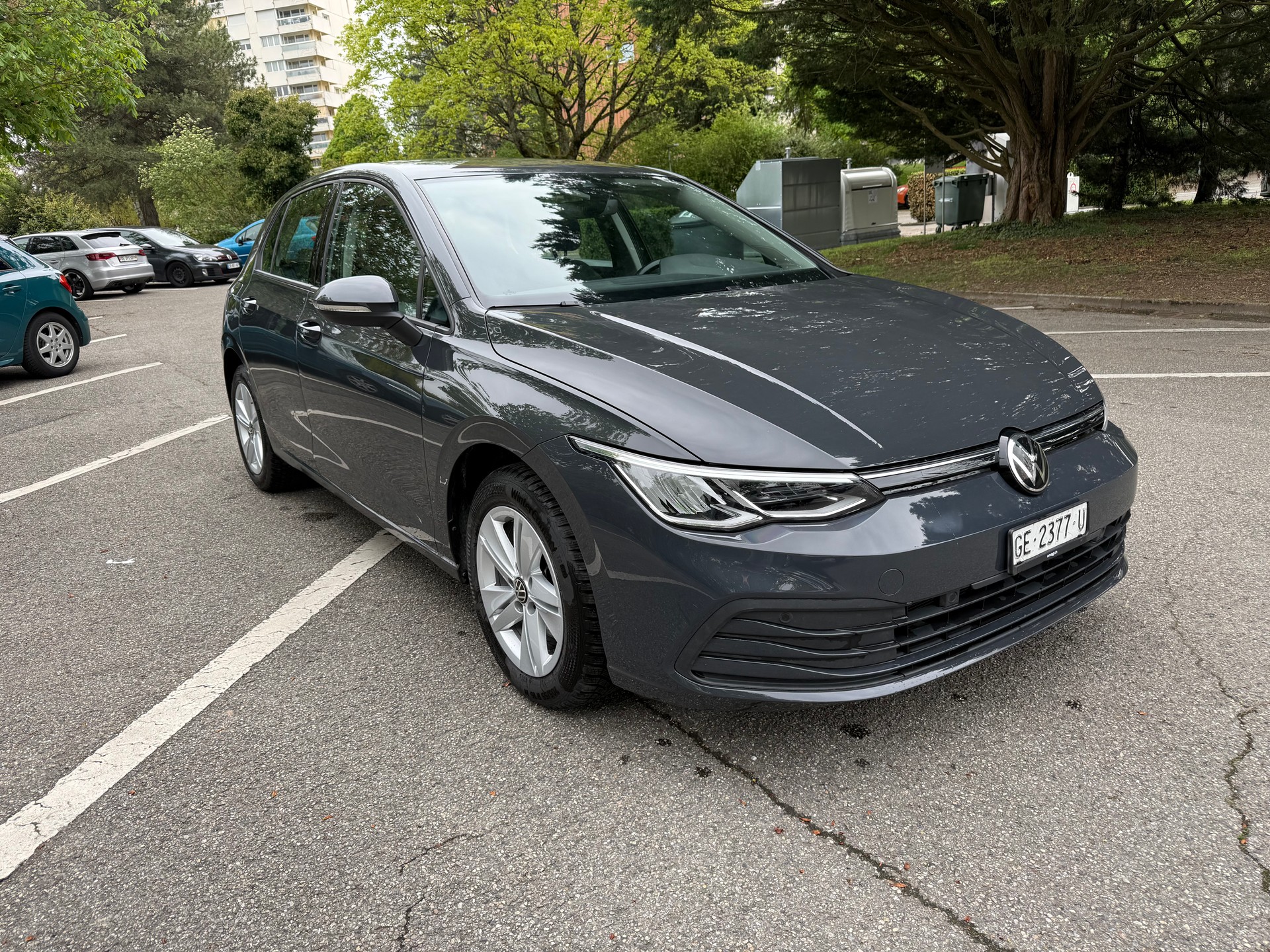 VW Golf 1.0 eTSI mHEV ACTLife DSG-image-2