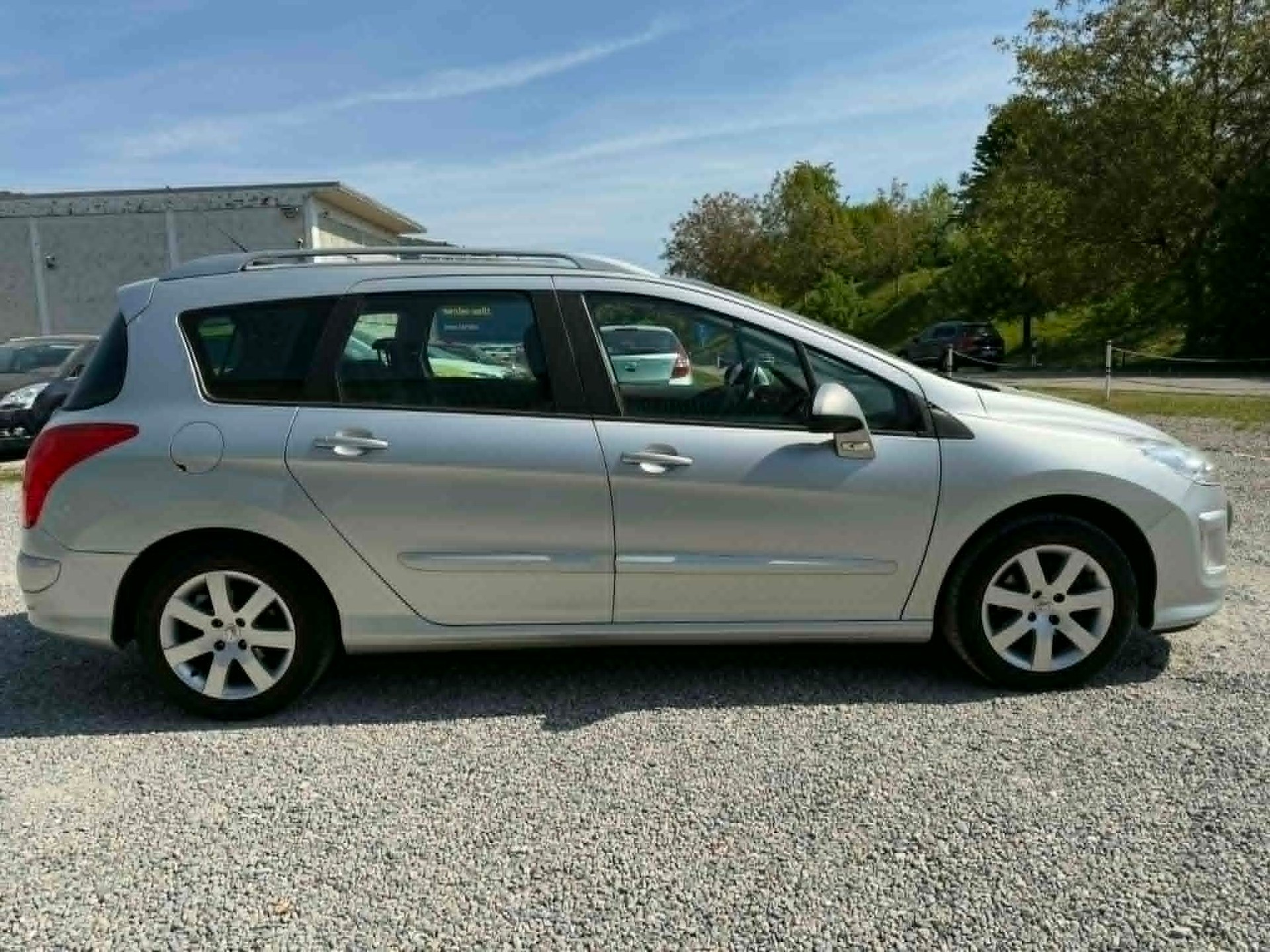 PEUGEOT 308 SW 1.6 HDI Sport-image-6