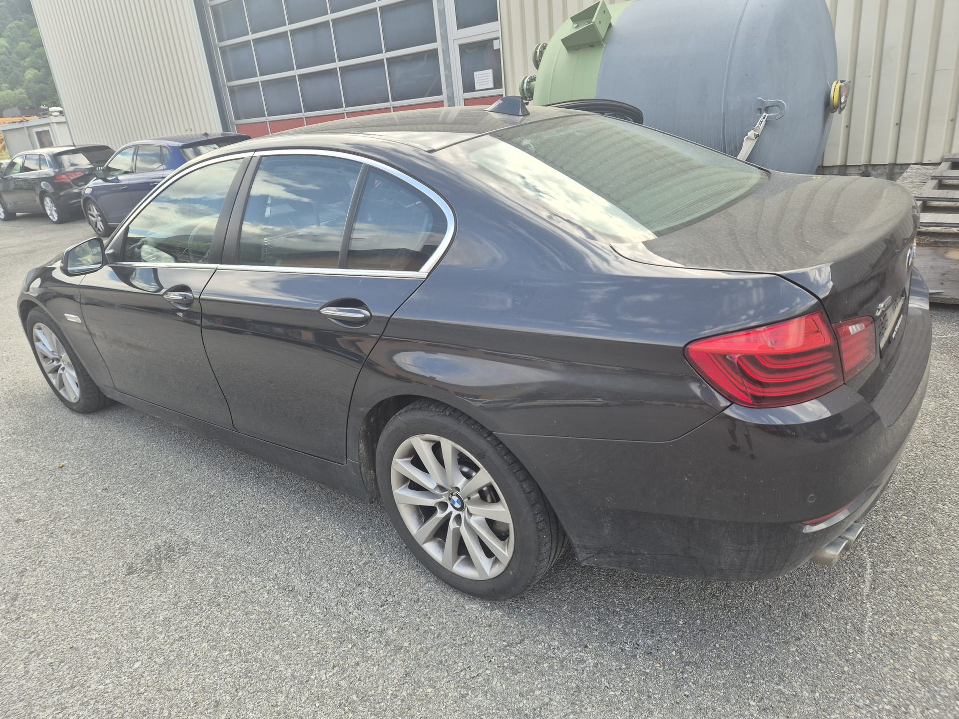 BMW 530d xDrive-image-2