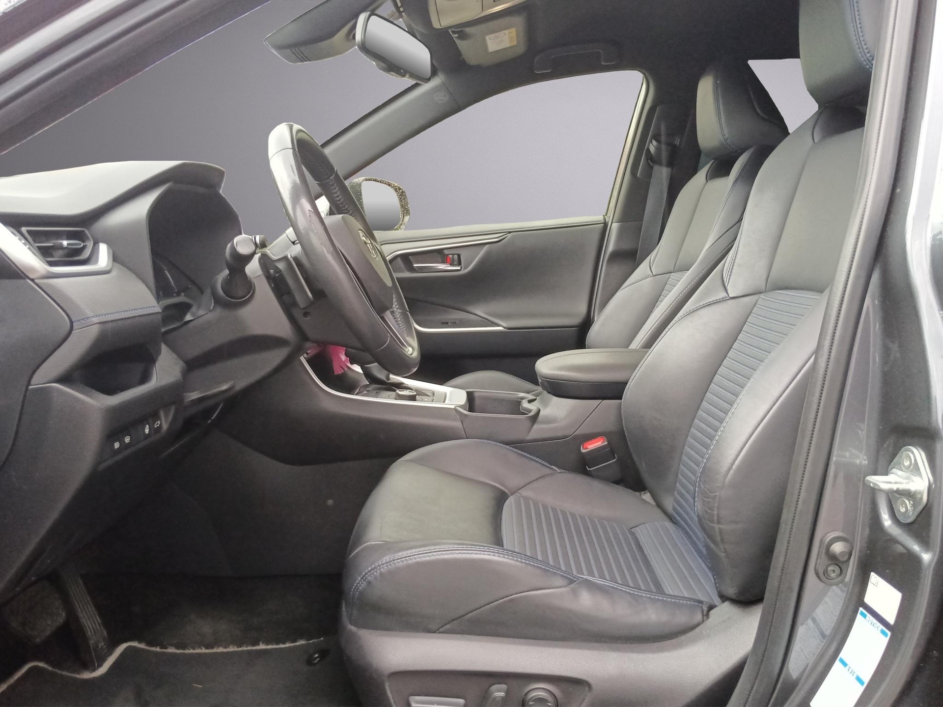 TOYOTA RAV4 2.5 HEV Style-image-9