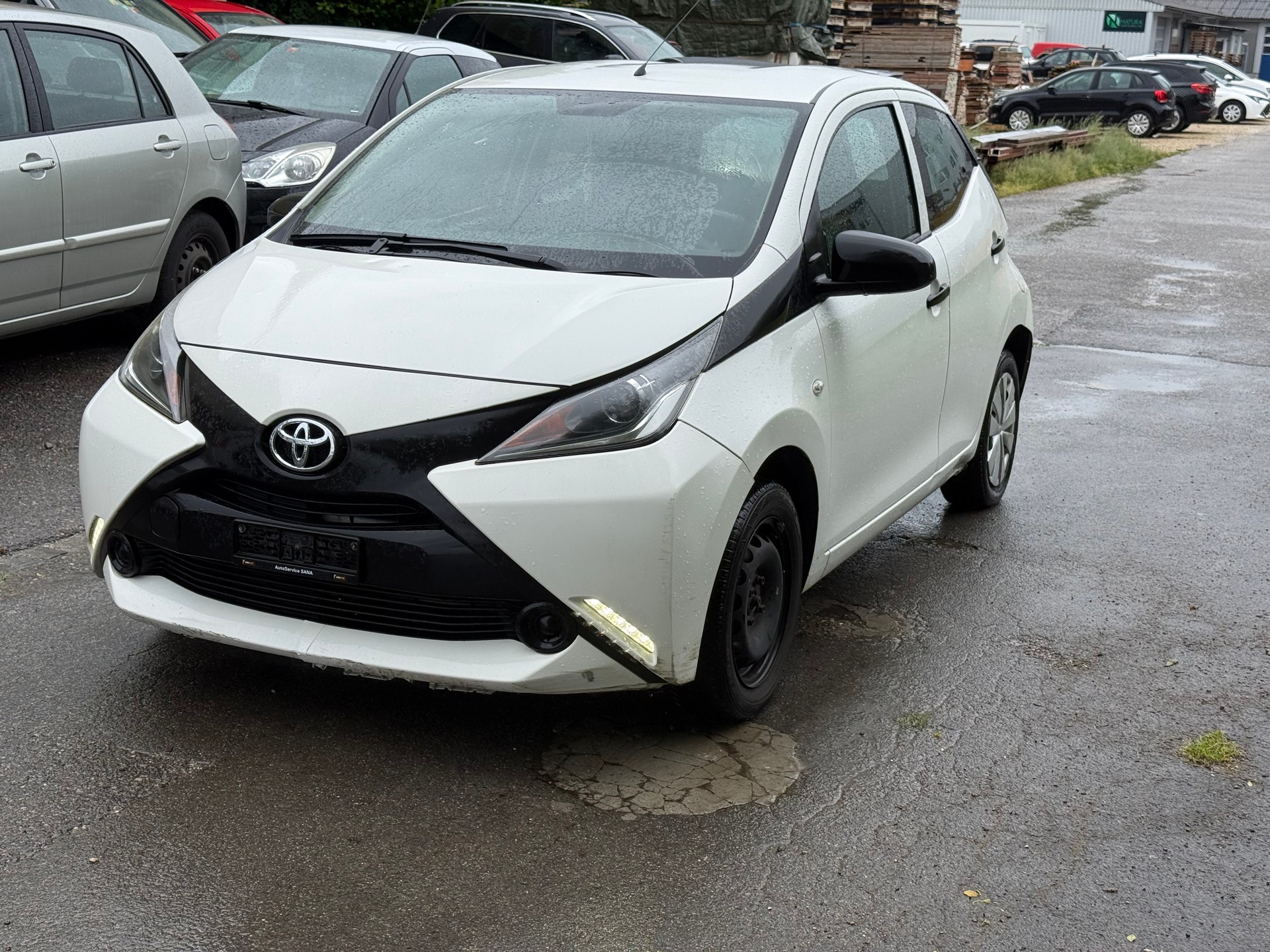 TOYOTA Aygo 1.0 VVT-i x-pure MultiMode-image-1