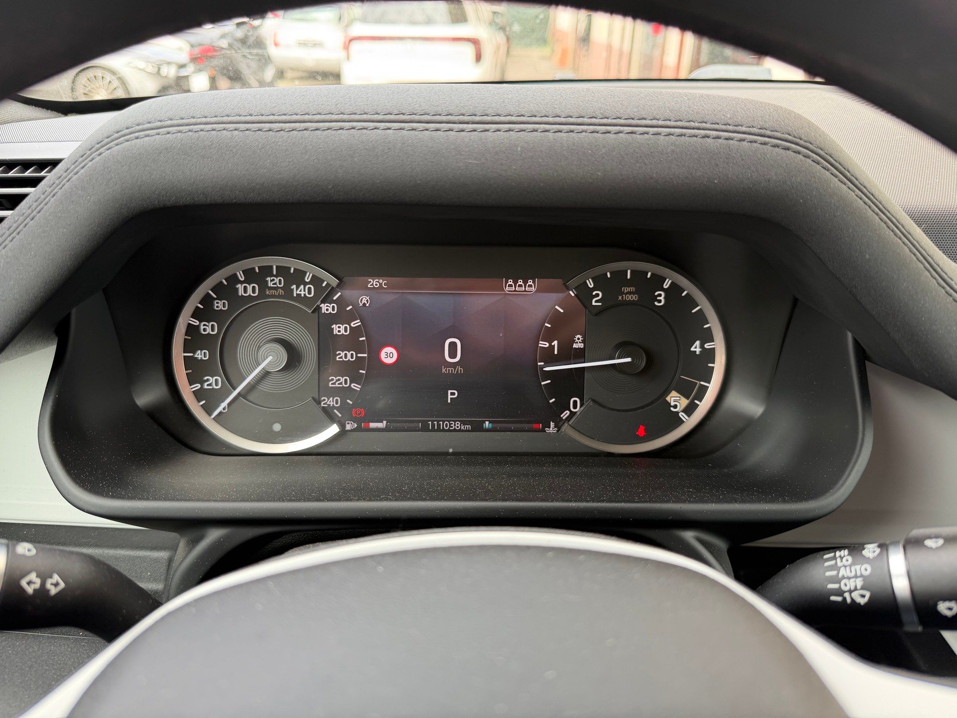 LAND ROVER Defender 110 D240 SD4 AT8-image-6