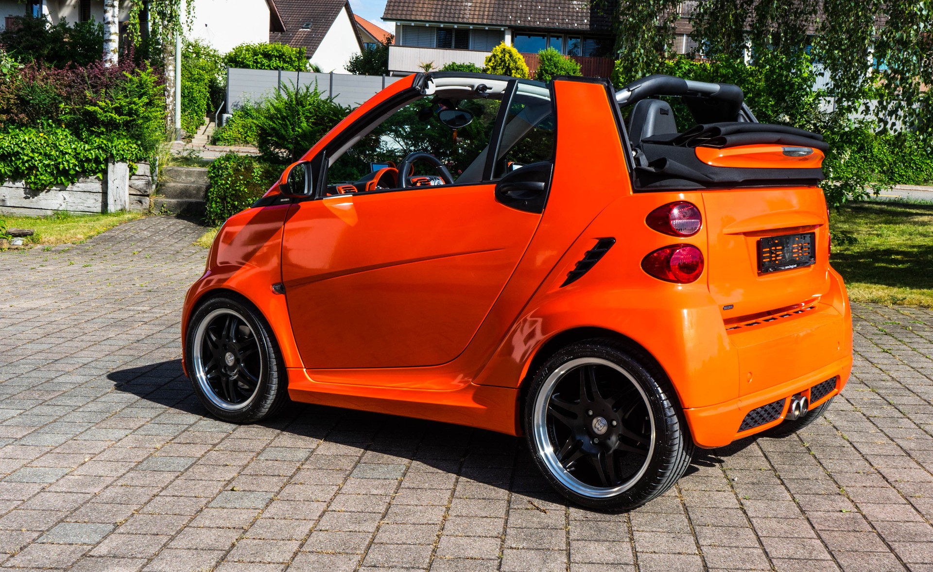SMART fortwo Brabus Xclusive CABRIO-image-24