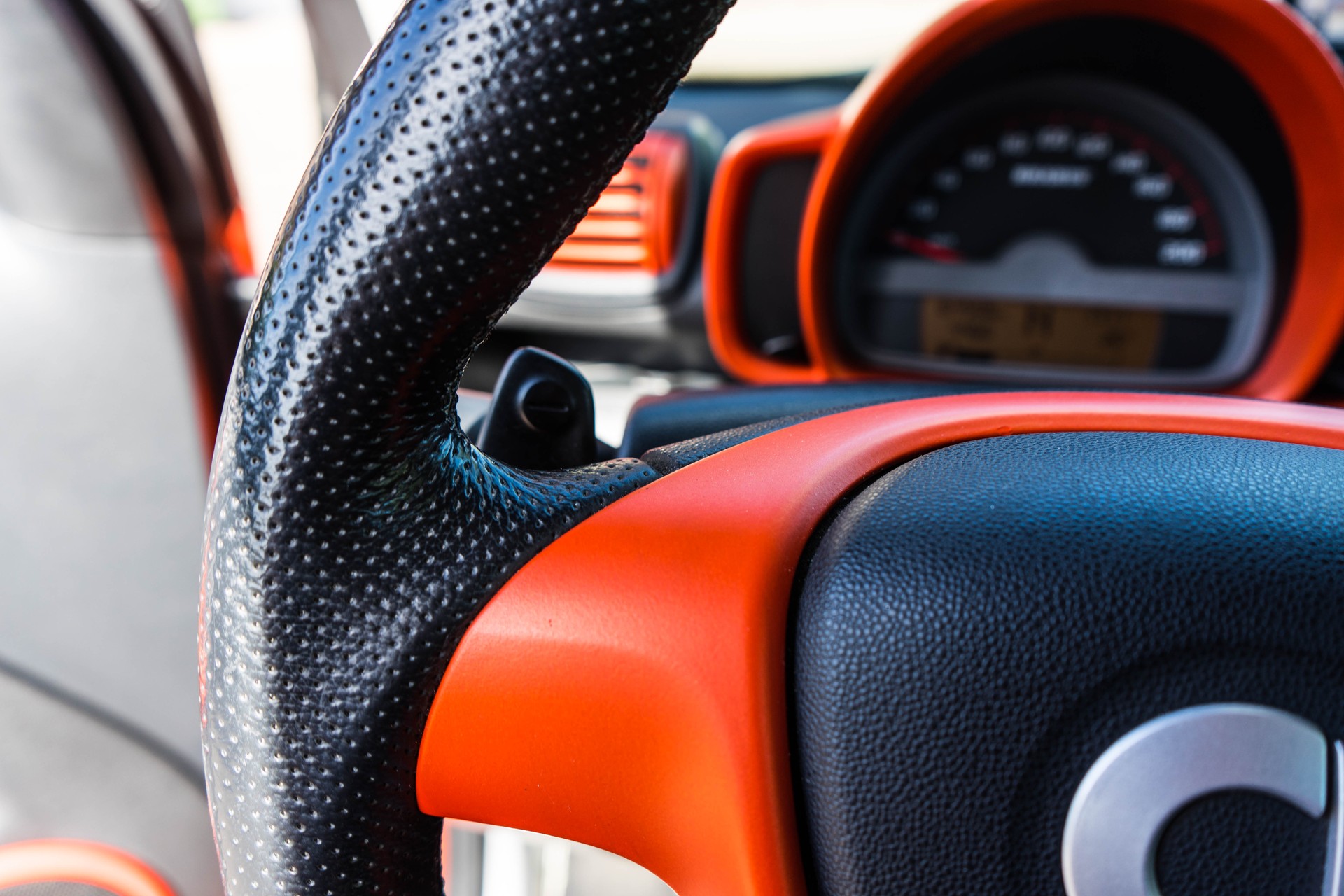 SMART fortwo Brabus Xclusive CABRIO-image-17