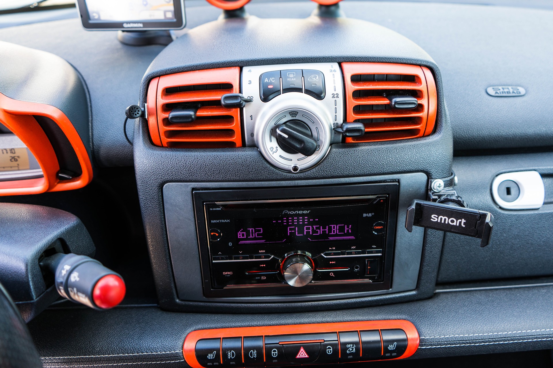 SMART fortwo Brabus Xclusive CABRIO-image-15